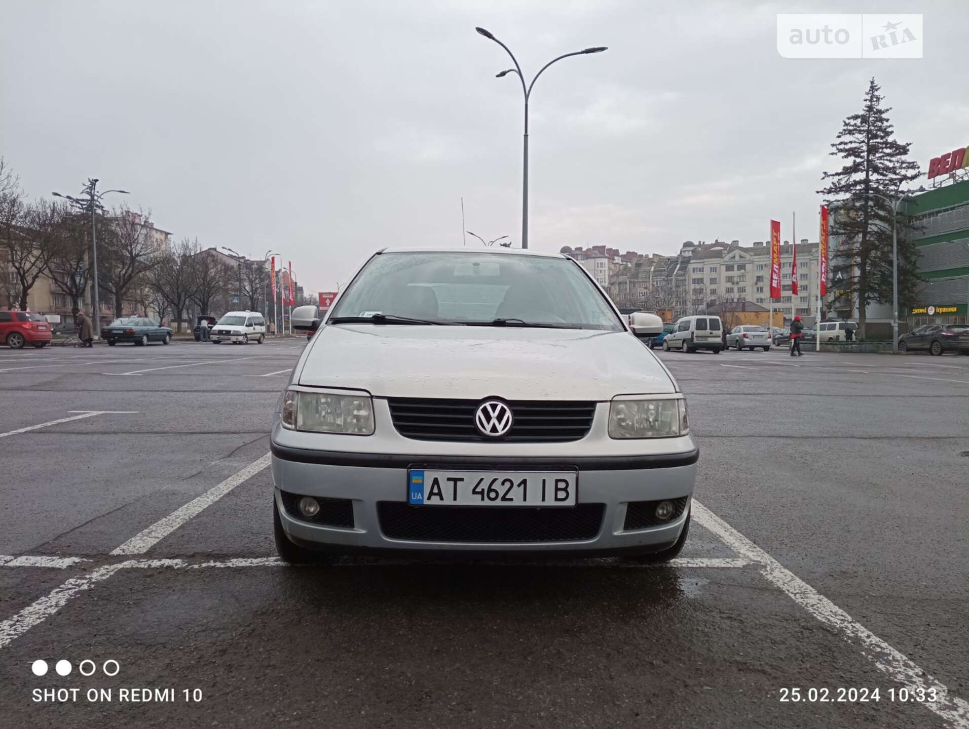VOLKSWAGEN POLO 2000