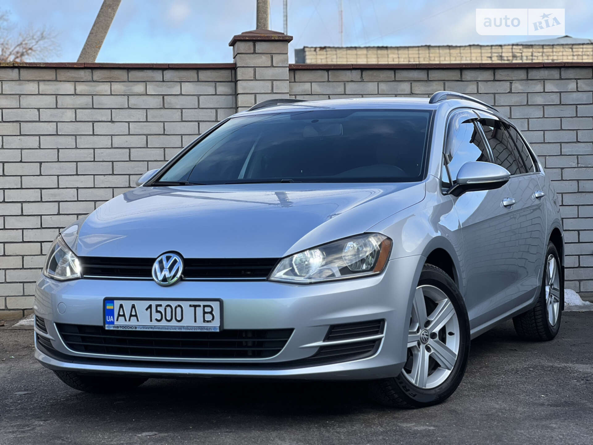 VOLKSWAGEN GOLF VARIANT 2015