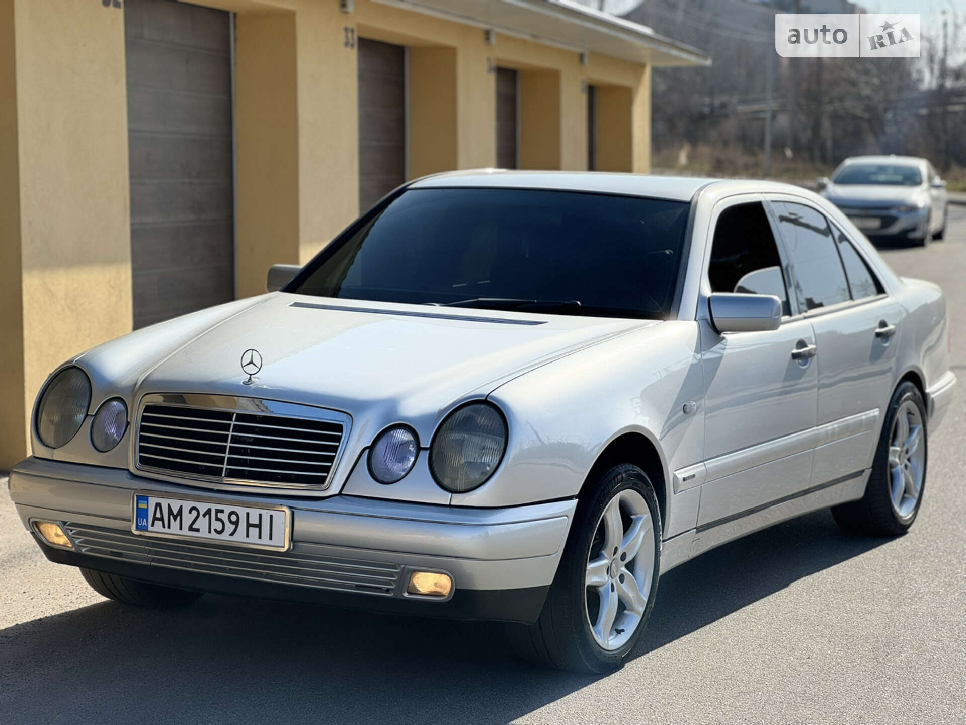 MERCEDES-BENZ 280 1997