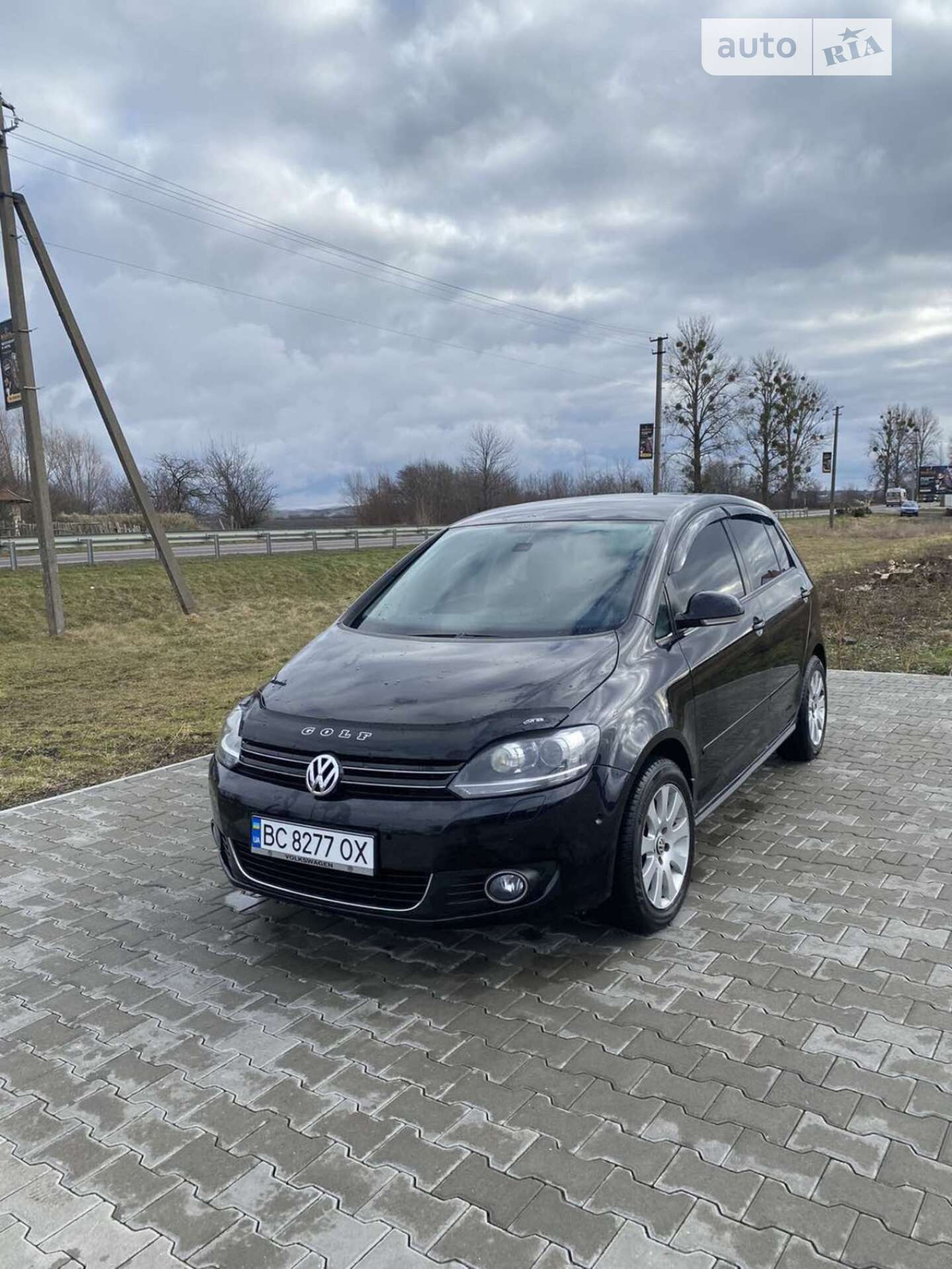VOLKSWAGEN GOLF PLUS 2011