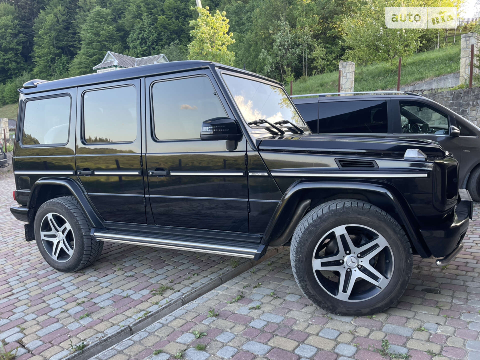 MERCEDES-BENZ G 350 2012