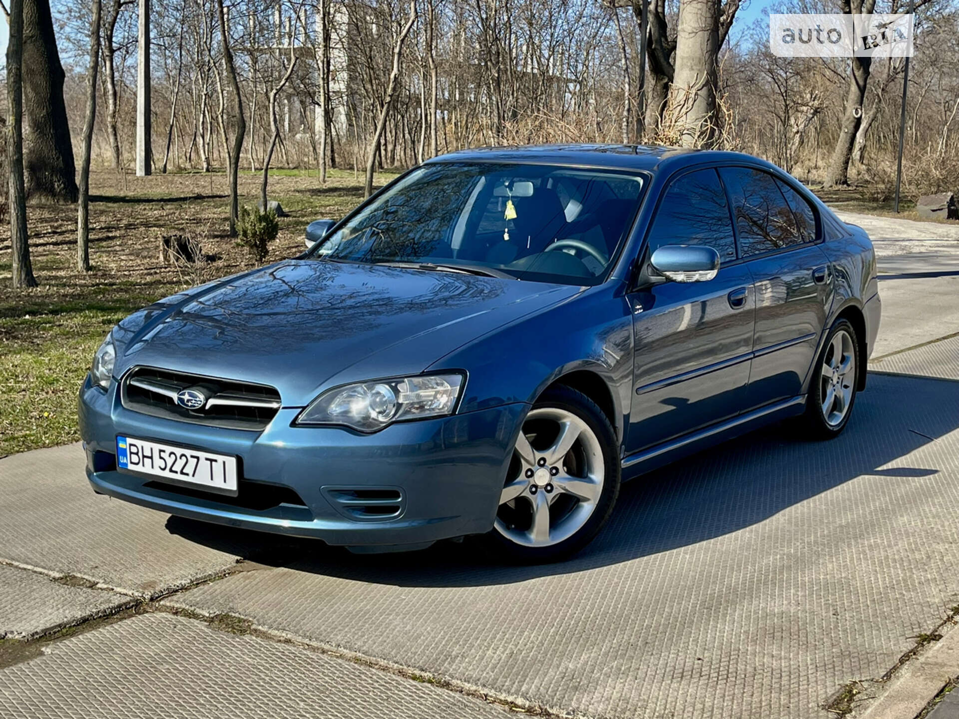 SUBARU LEGACY 2004