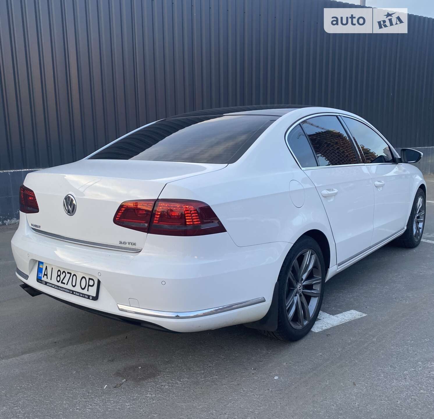 VOLKSWAGEN PASSAT 2013