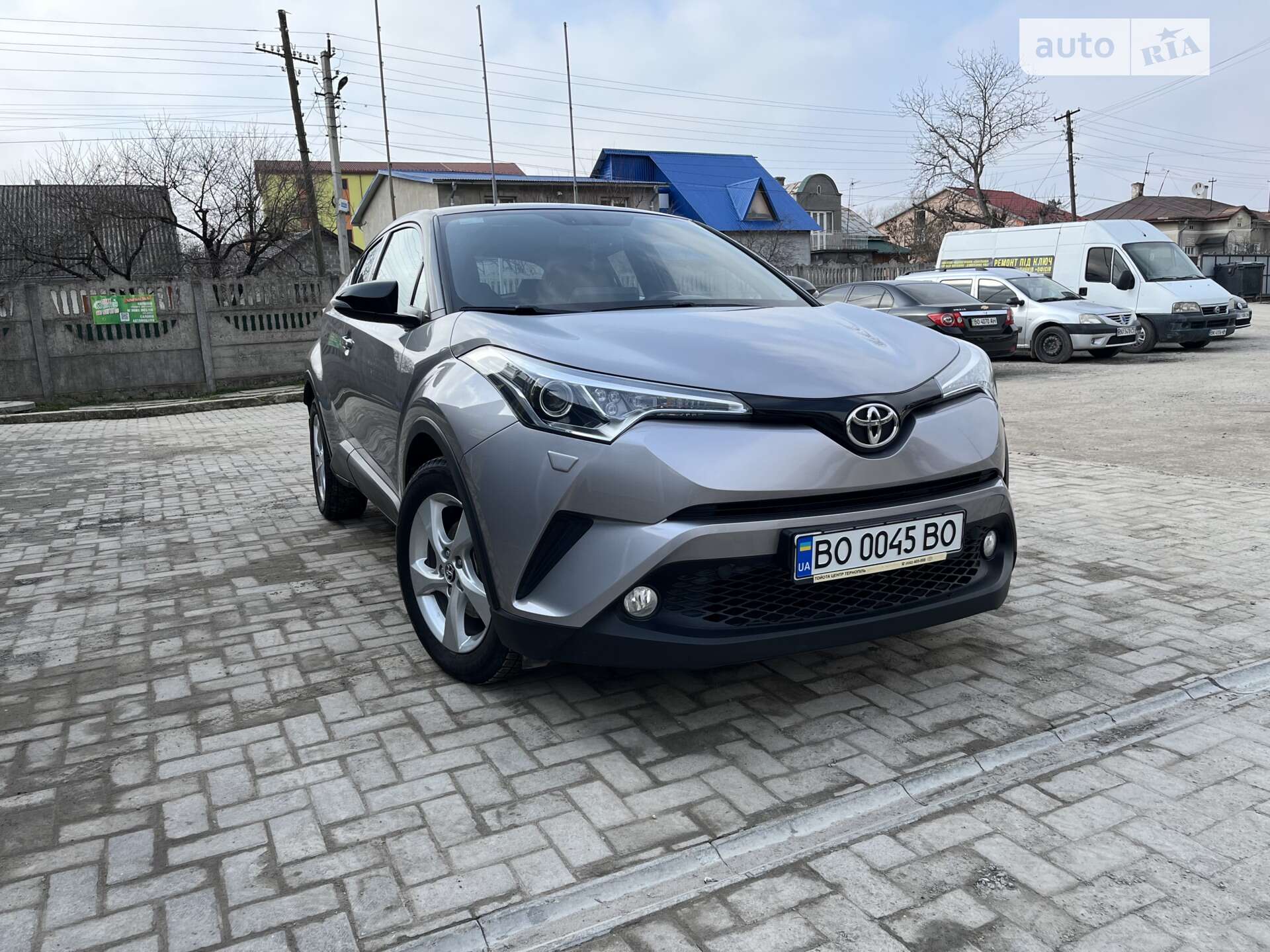TOYOTA C-HR 2016