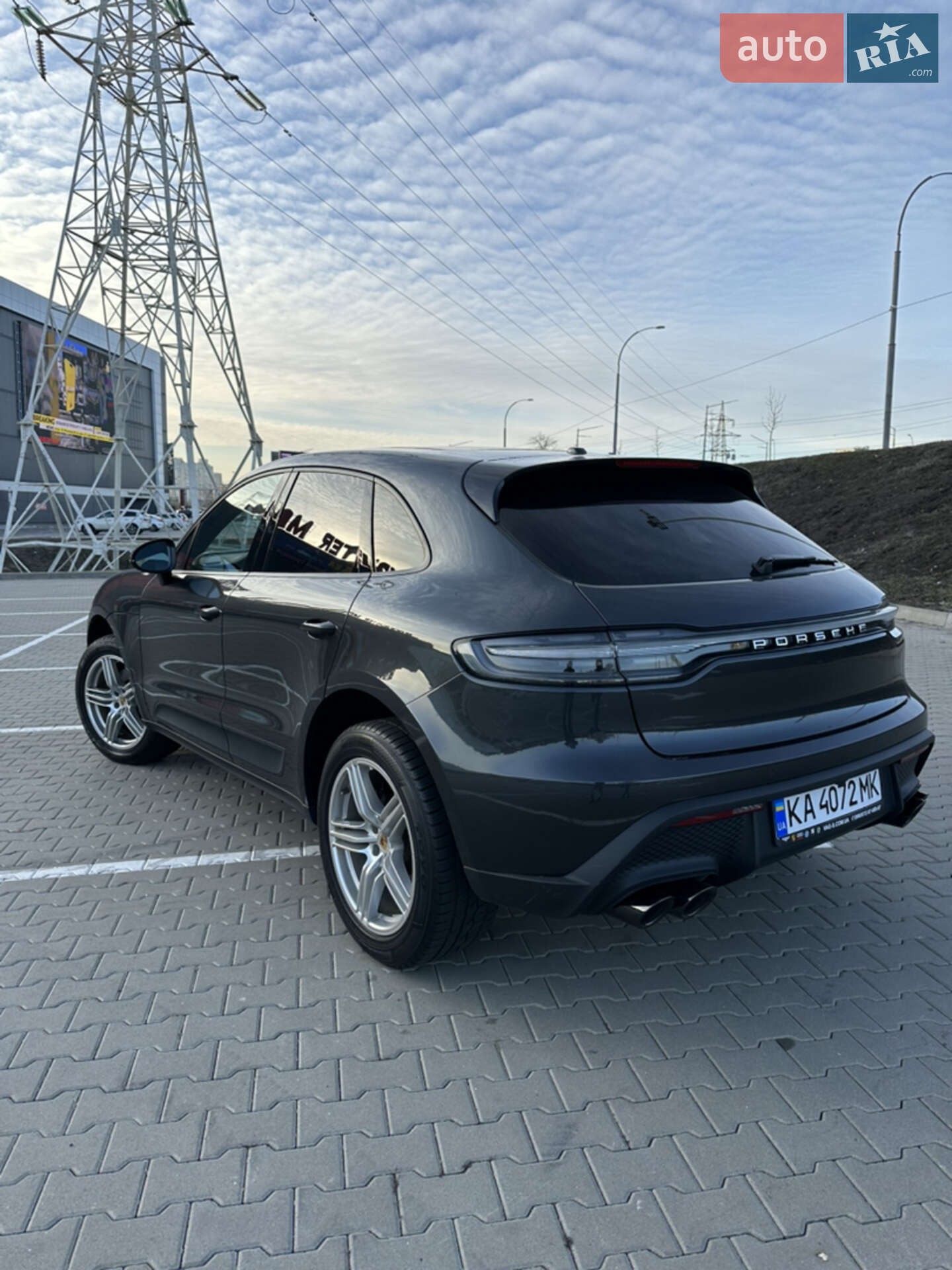 PORSCHE MACAN 2016