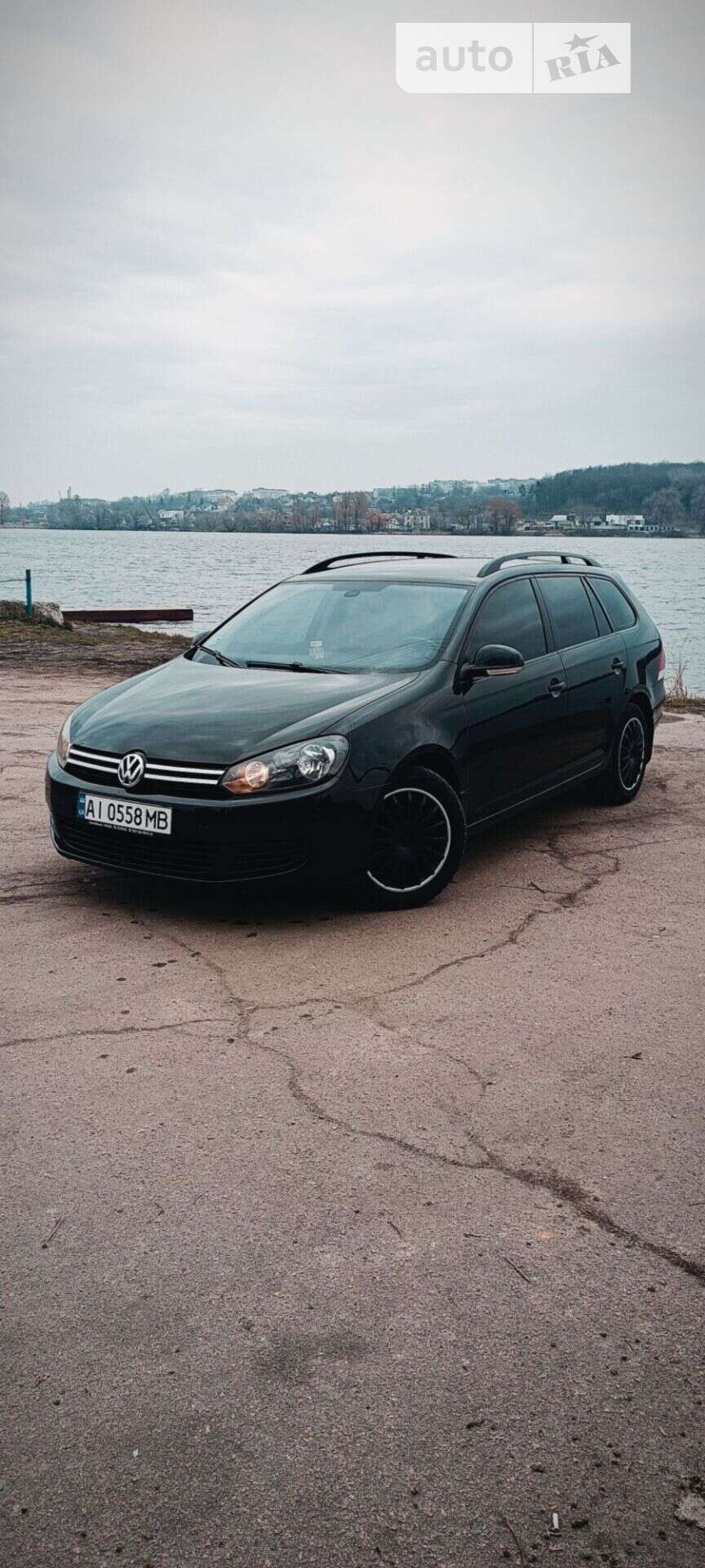 VOLKSWAGEN GOLF 2010