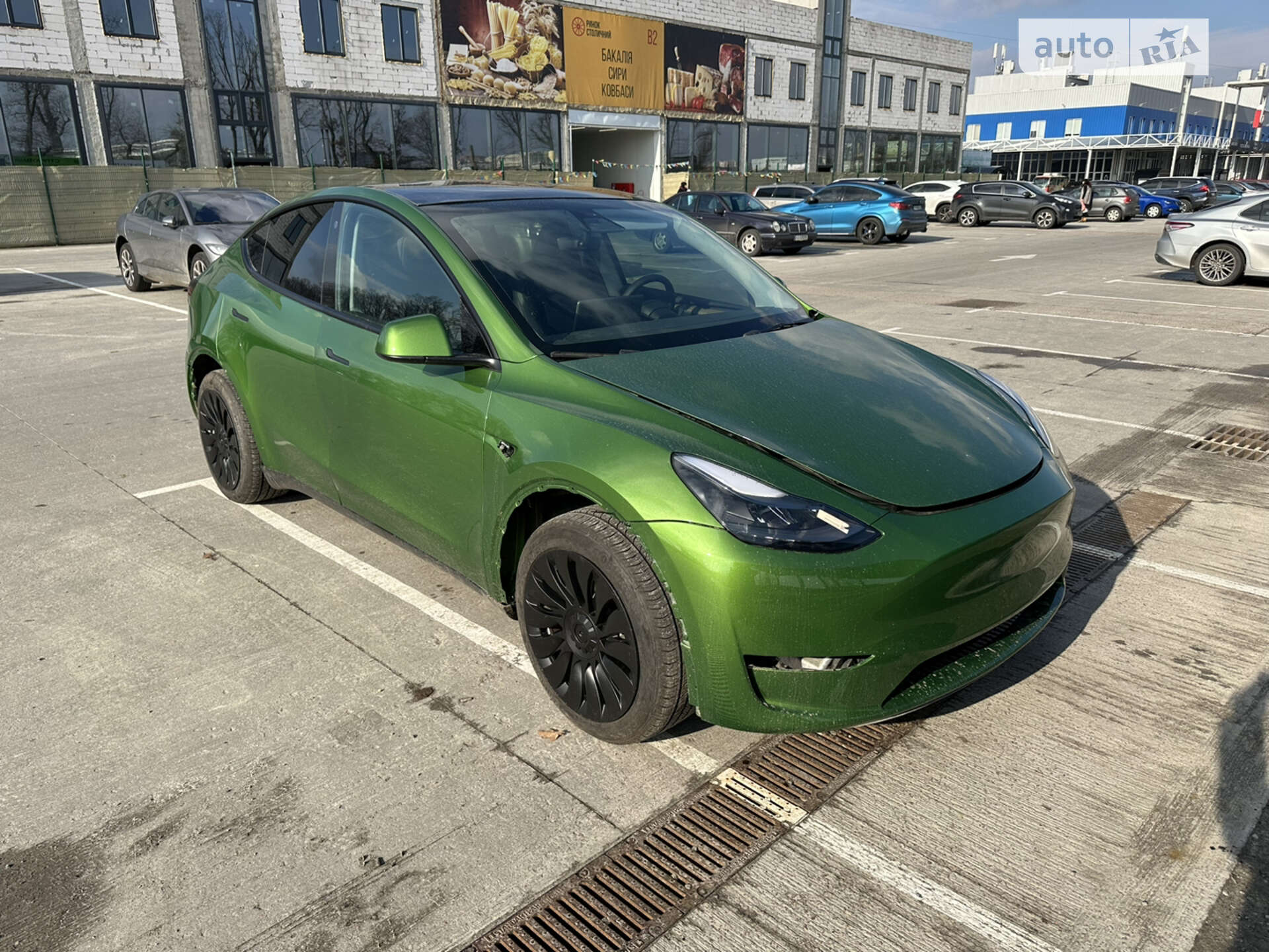 Tesla Model Y 2023