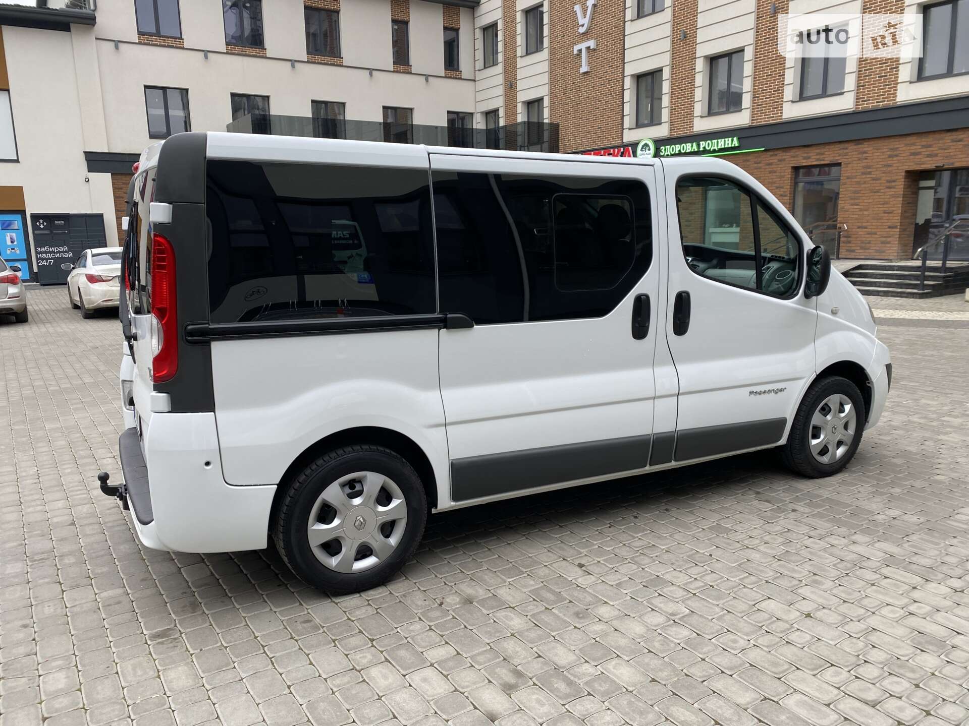 RENAULT TRAFIC 2012