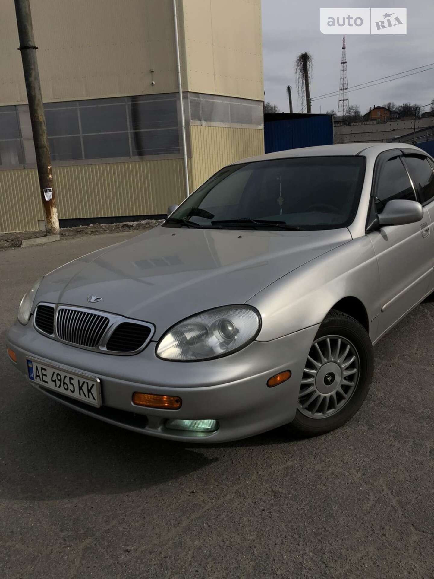 DAEWOO LEGANZA 2000