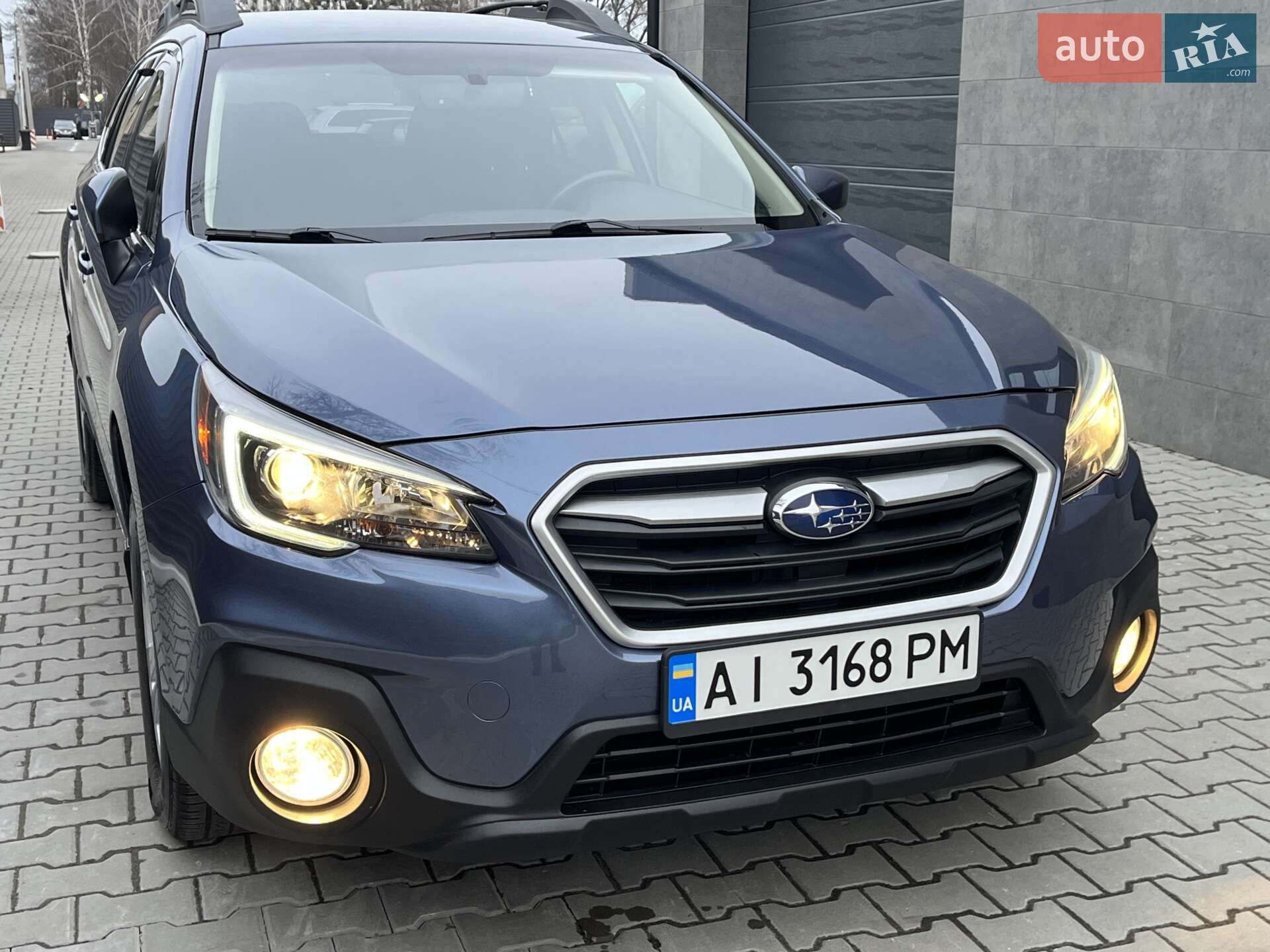 SUBARU OUTBACK 2017