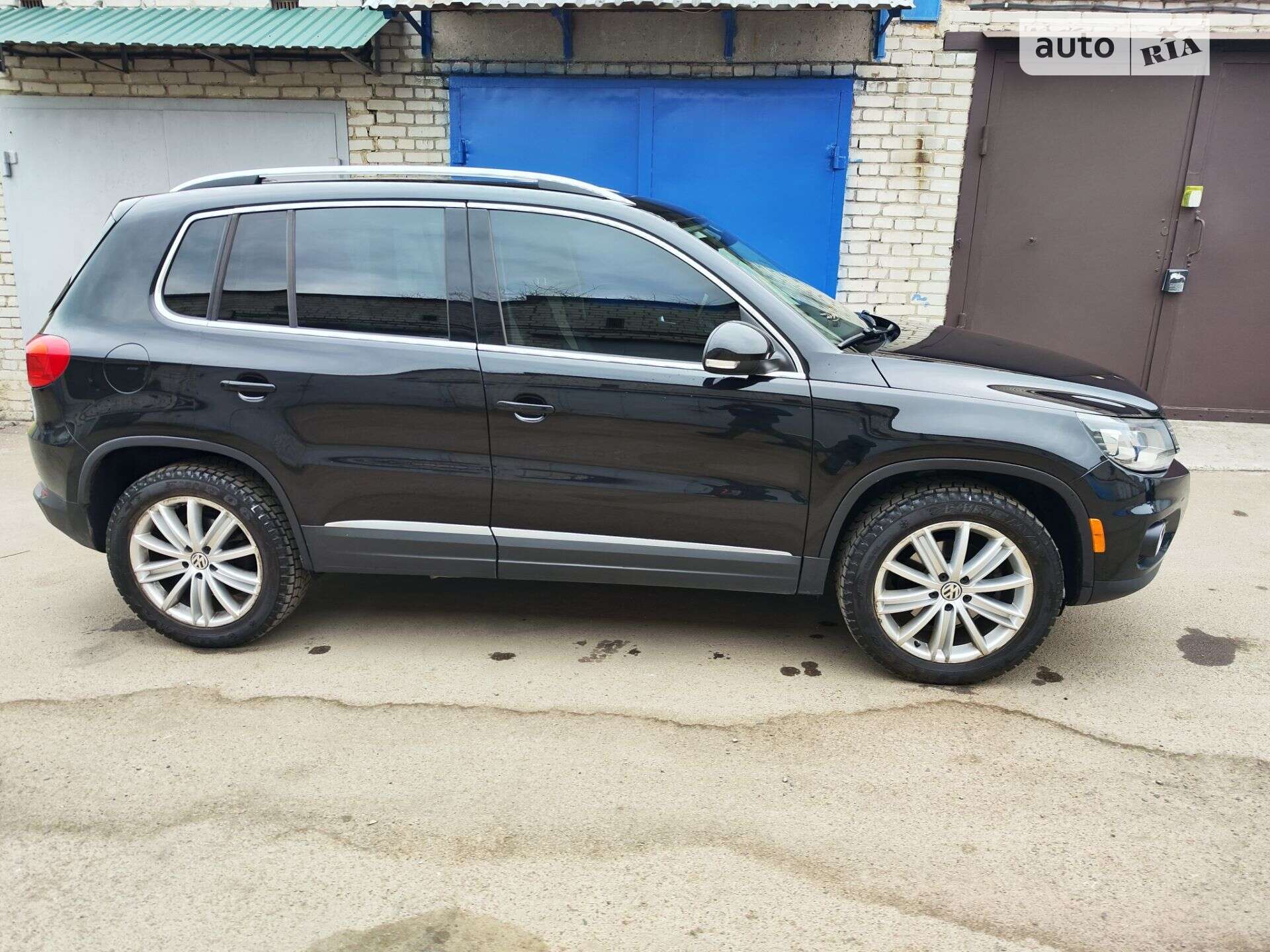 VOLKSWAGEN TIGUAN 2015