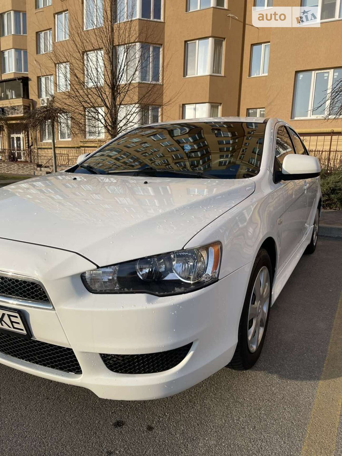 MITSUBISHI LANCER 2011