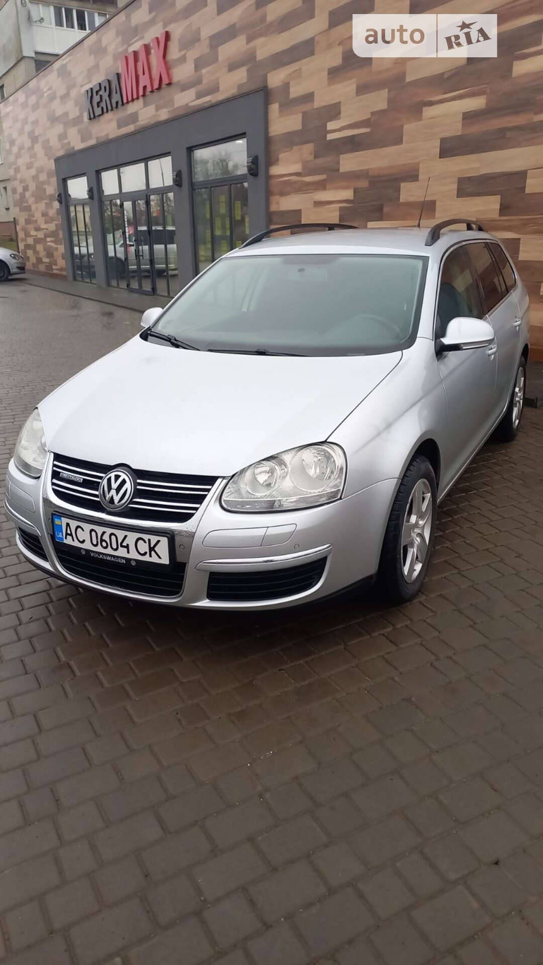 VOLKSWAGEN GOLF 2009