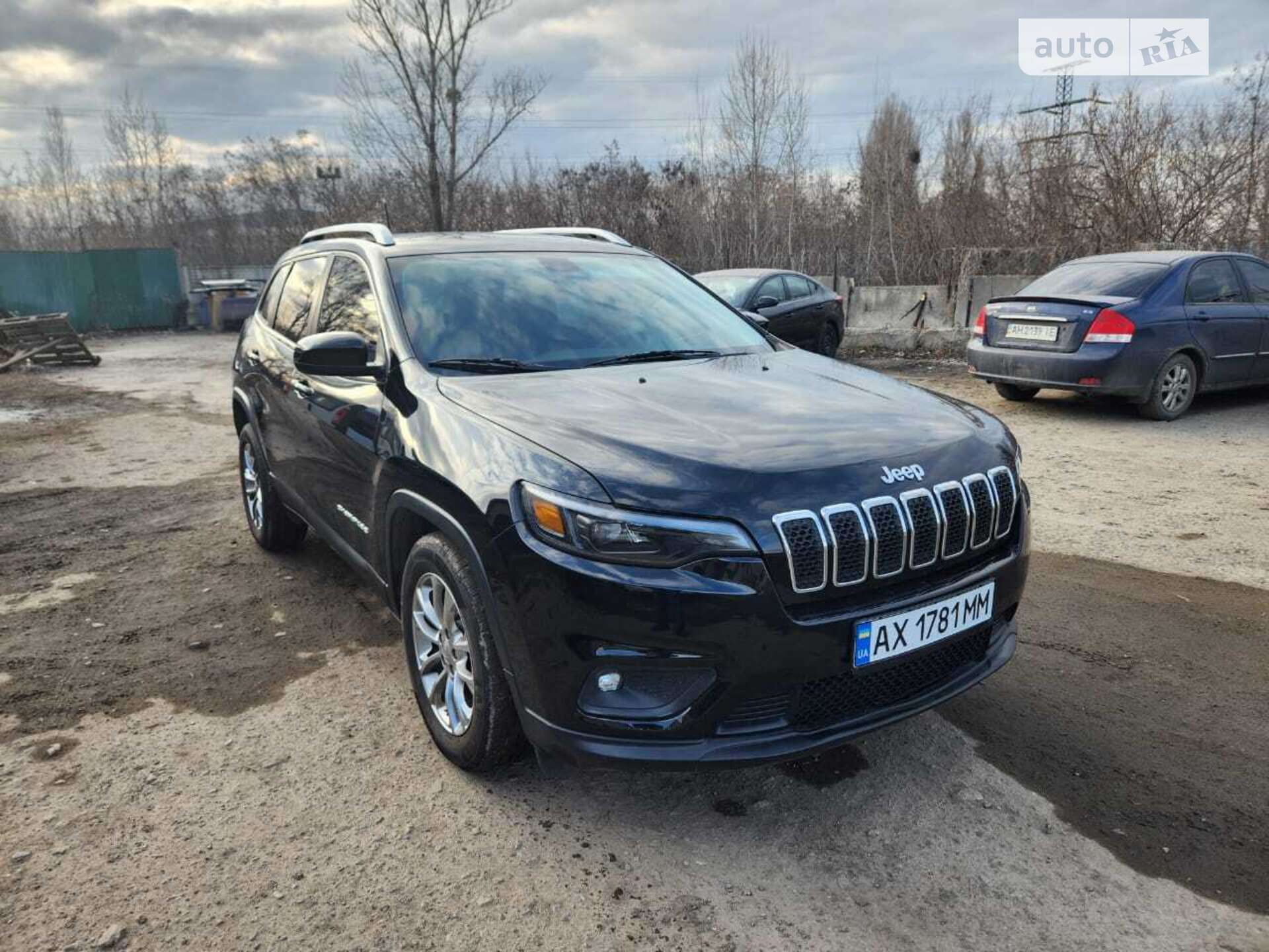 Головне фото звіту автомобіля JEEP CHEROKEE 2018