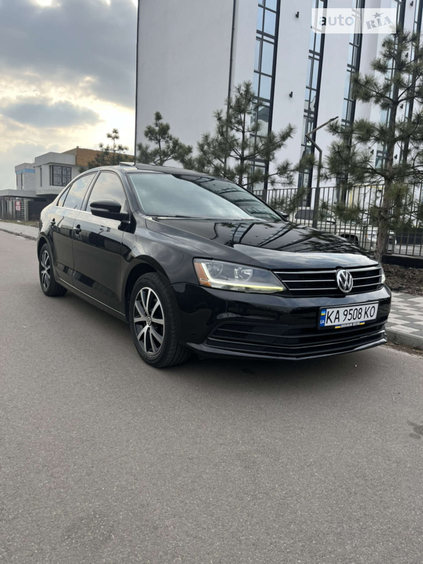VOLKSWAGEN JETTA 2017