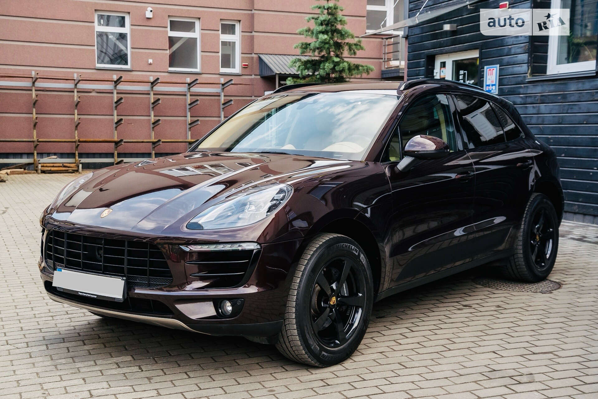 PORSCHE MACAN 2017