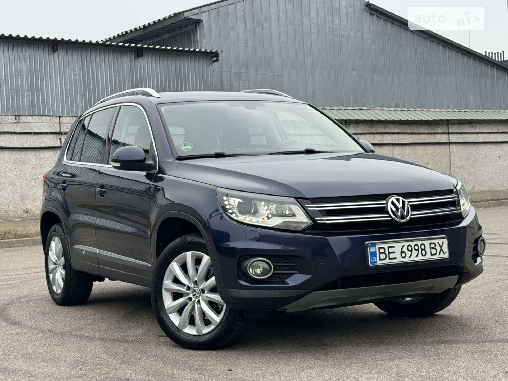 VOLKSWAGEN TIGUAN 2011