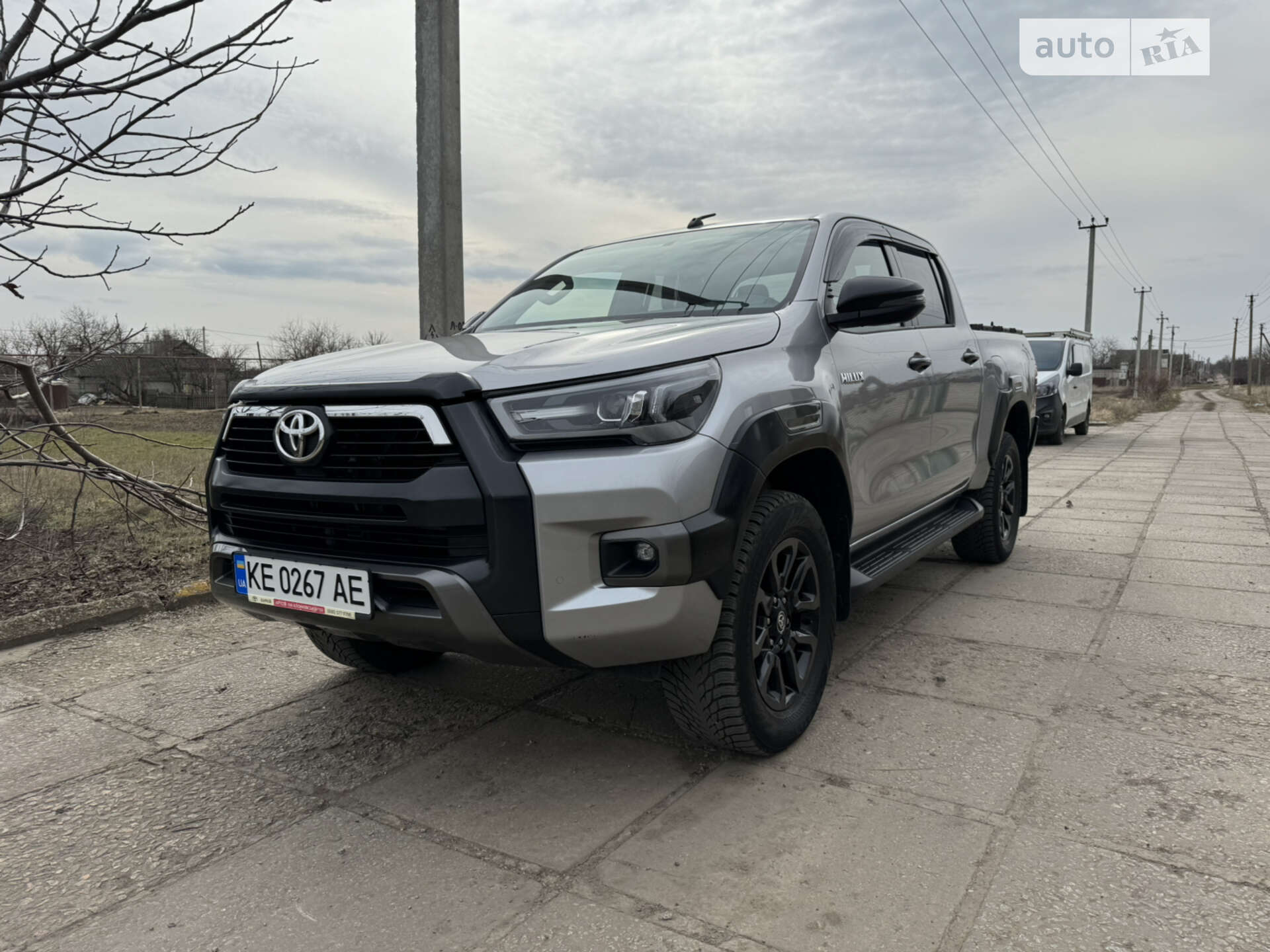 TOYOTA HILUX 2020