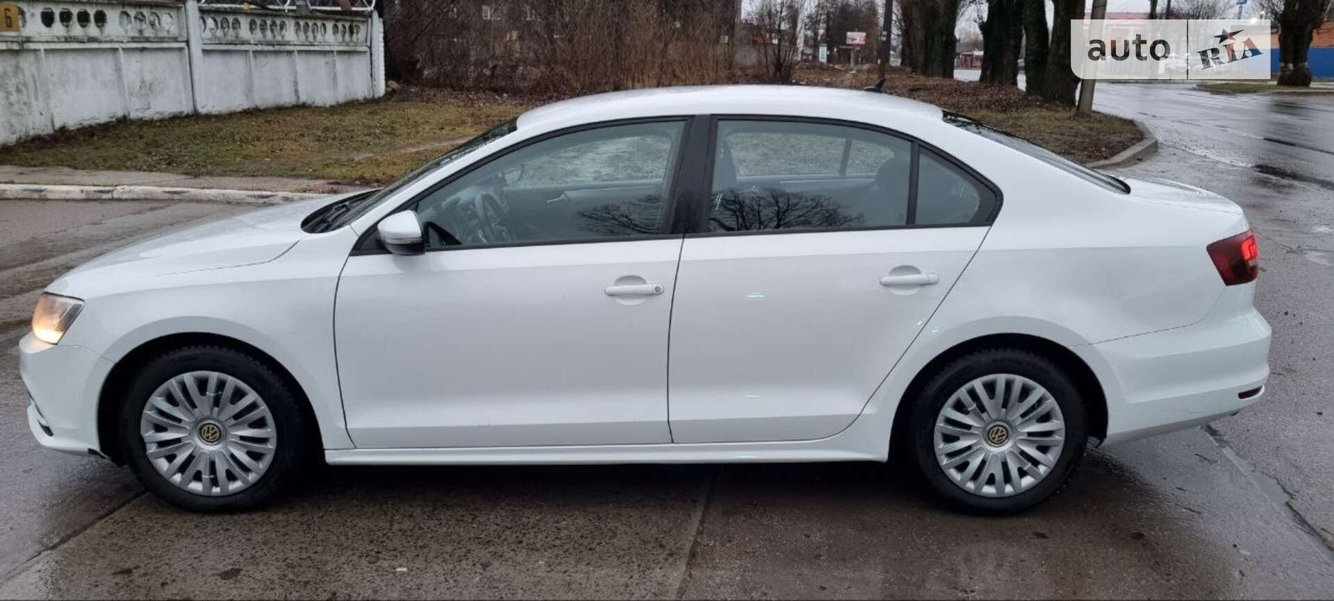 VOLKSWAGEN JETTA 2016
