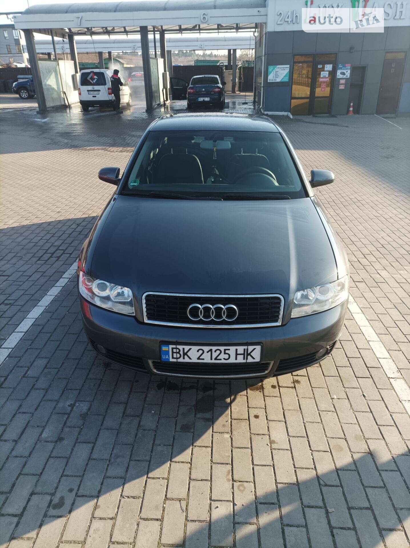 AUDI A4 2004