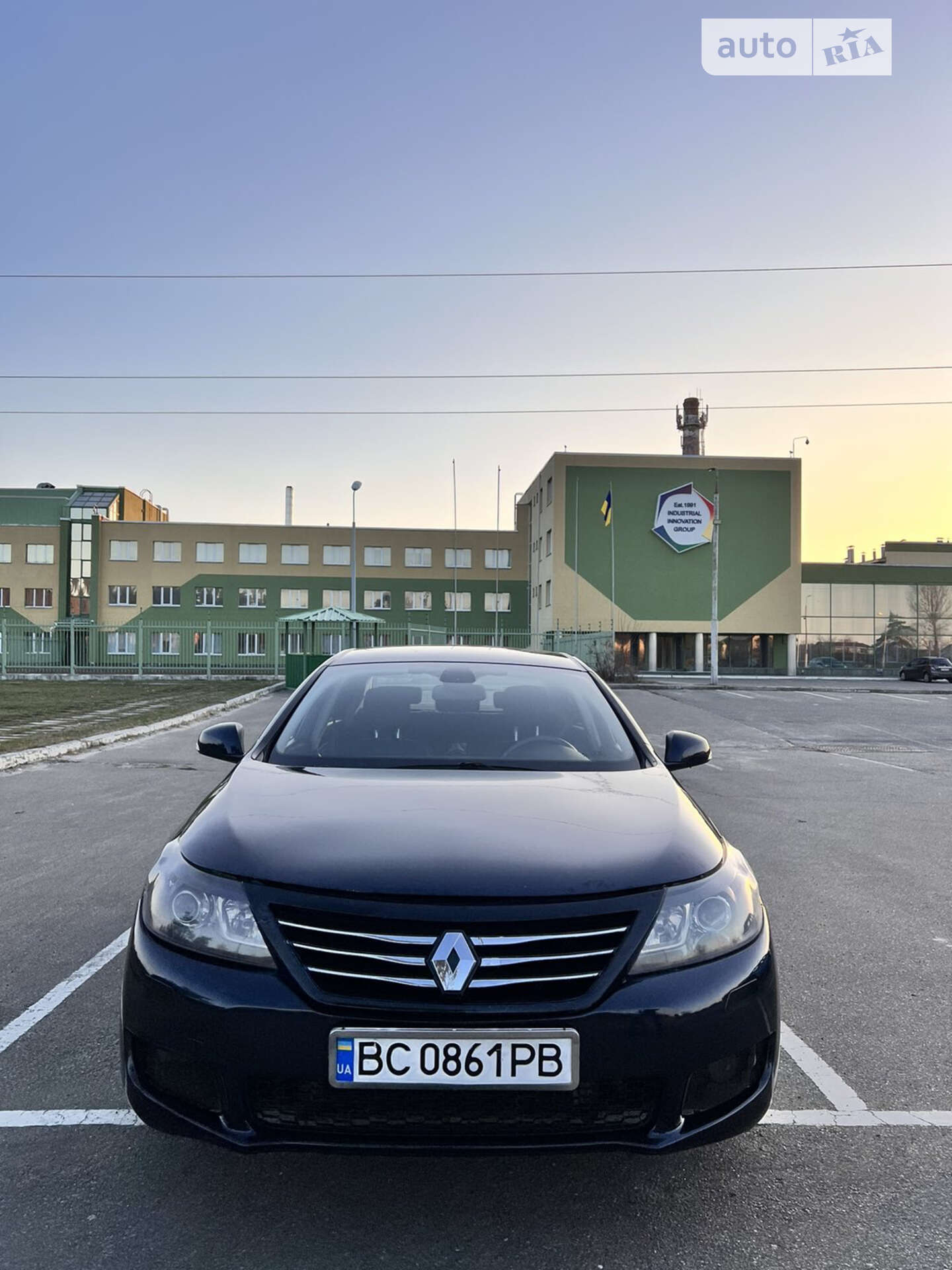 RENAULT LATITUDE 2011