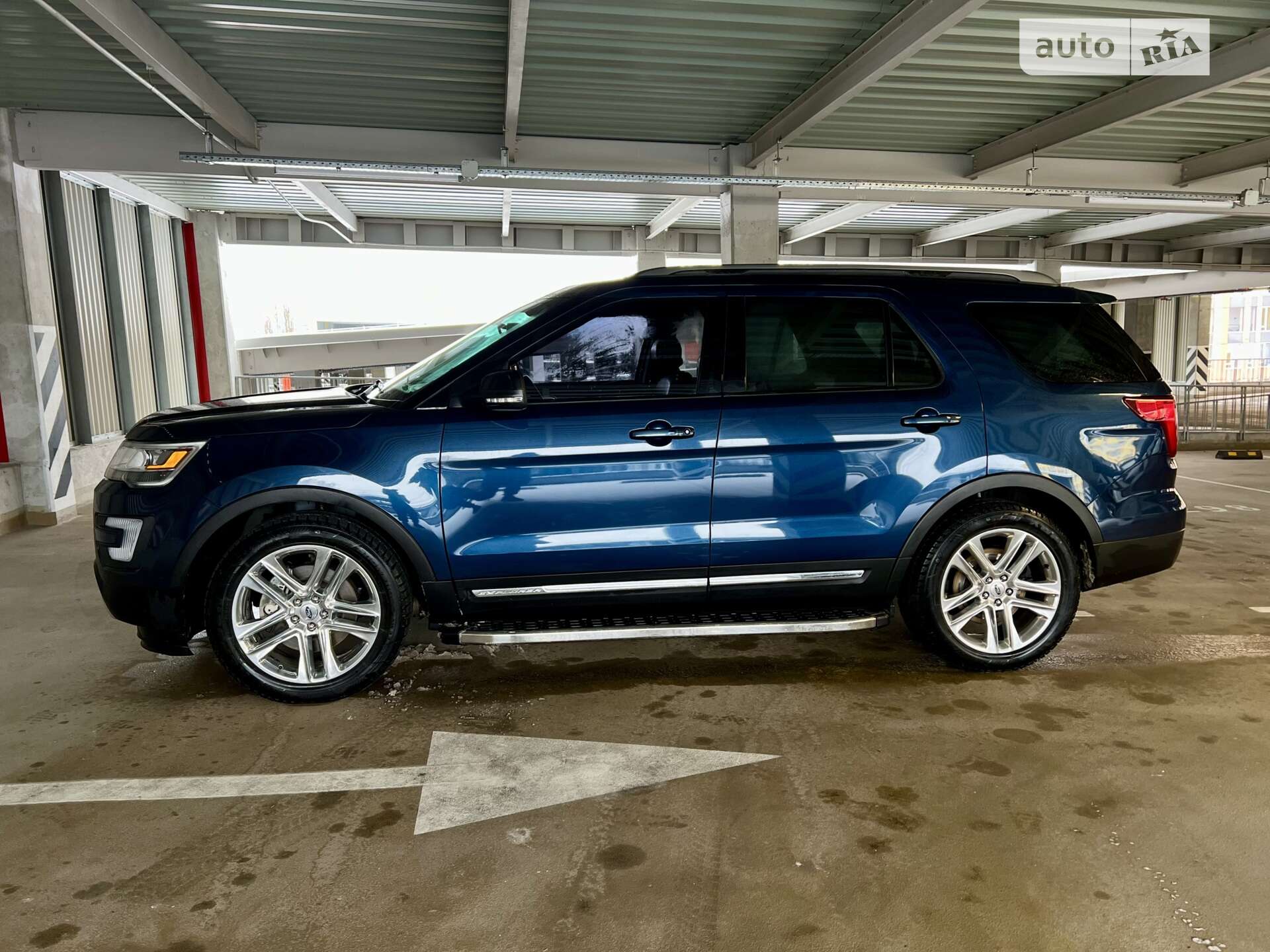 FORD EXPLORER 2017