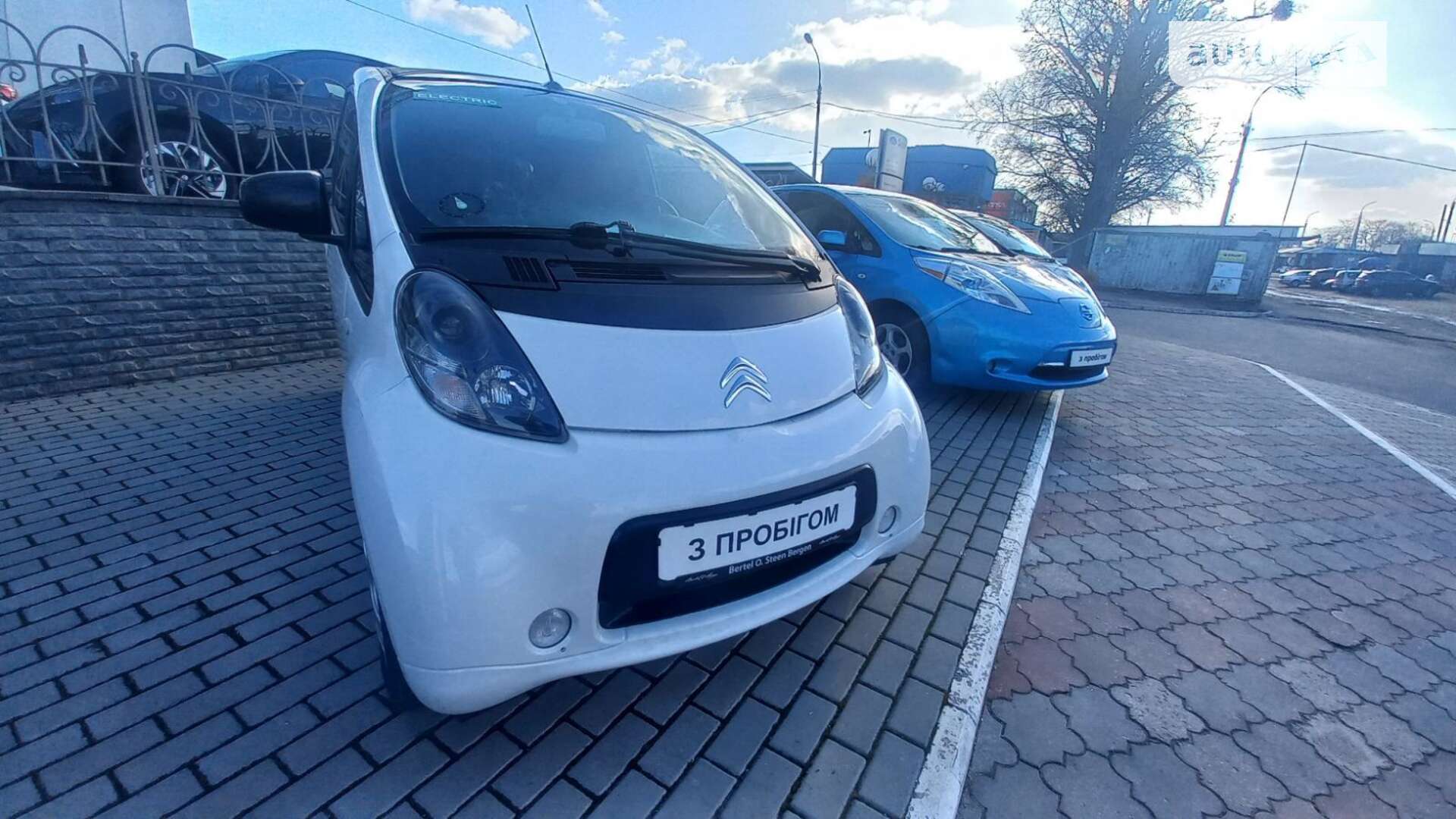 CITROEN C-ZERO 2012