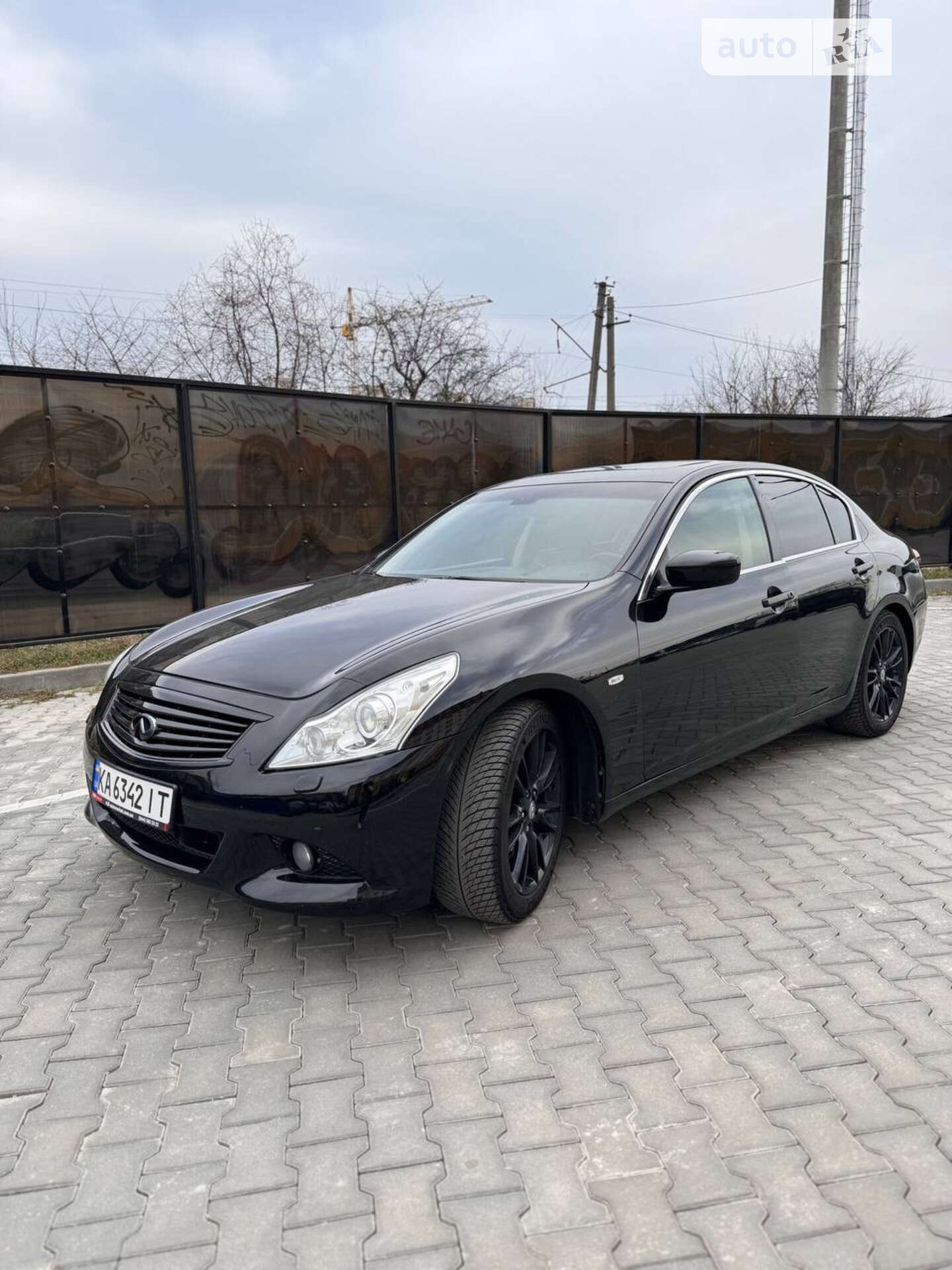 Infiniti G25 2010