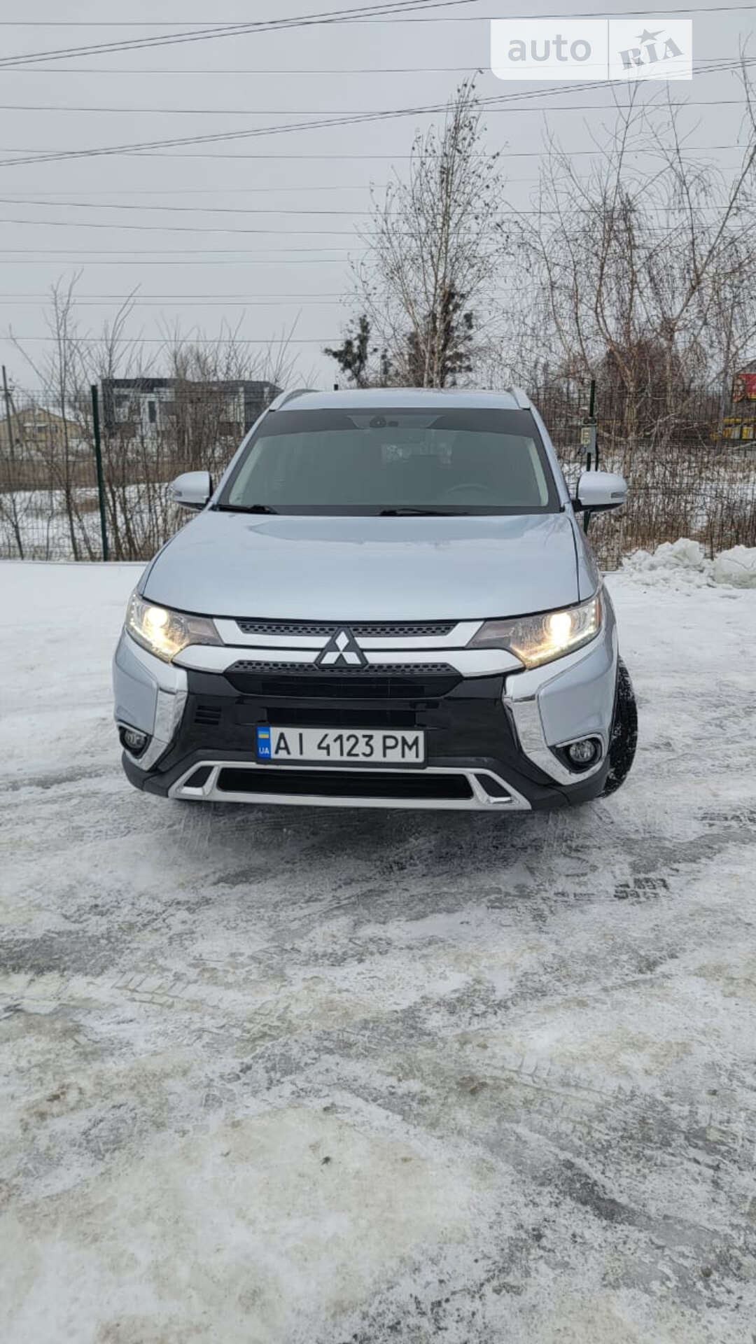 Головне фото звіту автомобіля MITSUBISHI OUTLANDER 2017