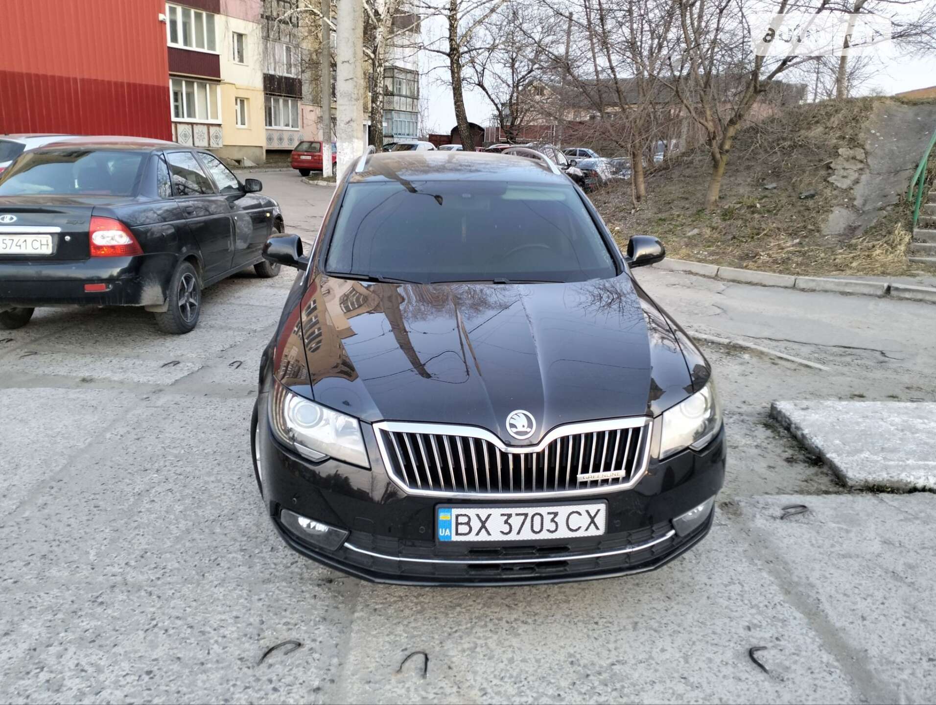 Головне фото звіту автомобіля SKODA SUPERB 2013