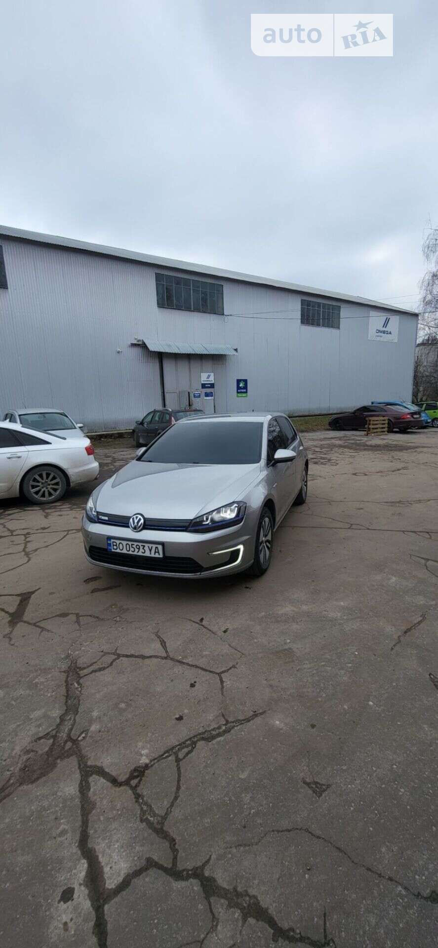 VOLKSWAGEN GOLF 2014