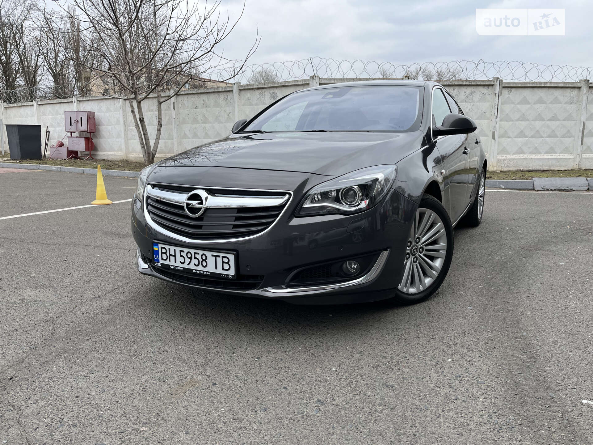 OPEL INSIGNIA 2016