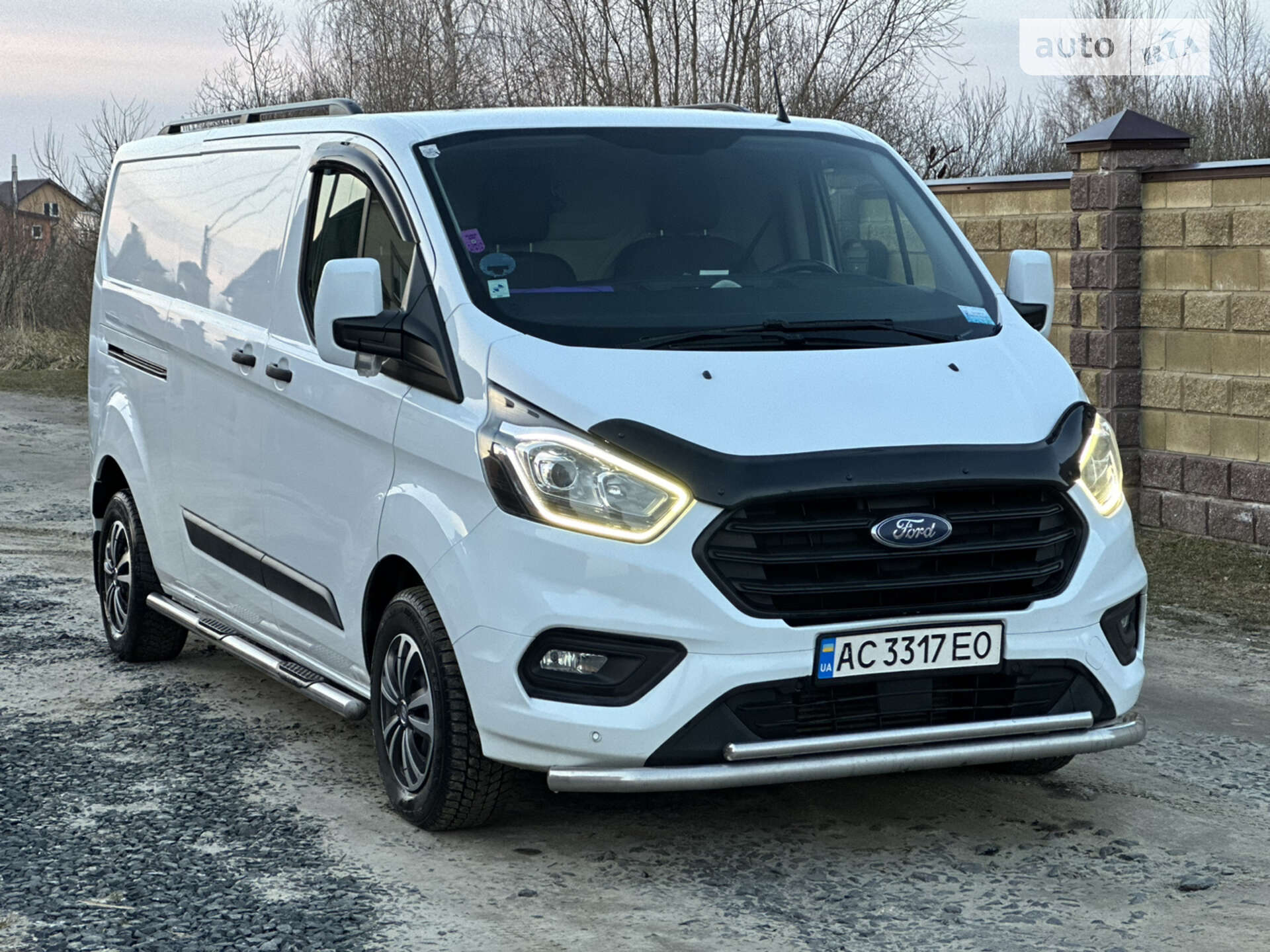 Головне фото звіту автомобіля FORD TRANSIT CUSTOM 2018