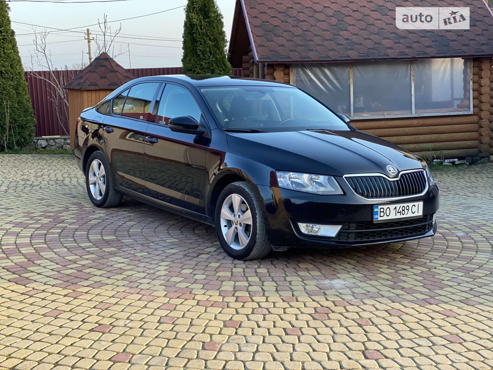 Головне фото звіту автомобіля SKODA OCTAVIA 2016