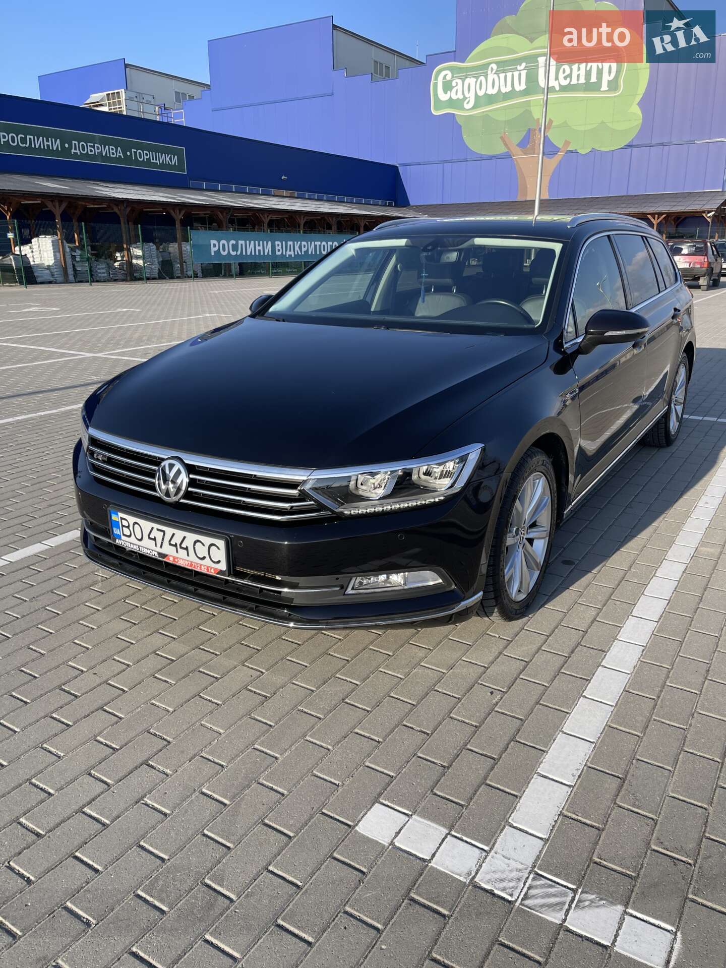 VOLKSWAGEN PASSAT 2015