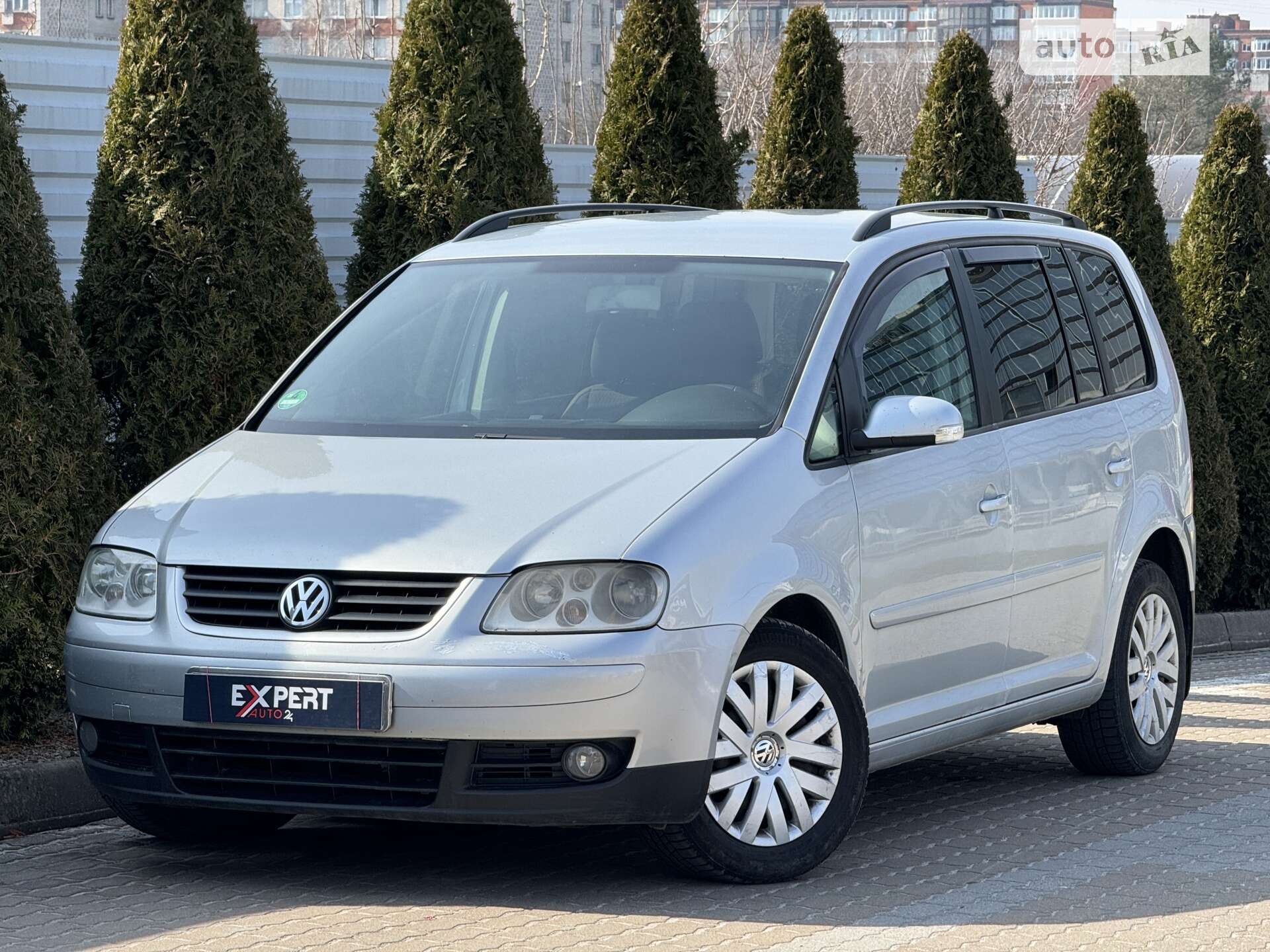 VOLKSWAGEN TOURAN 2005