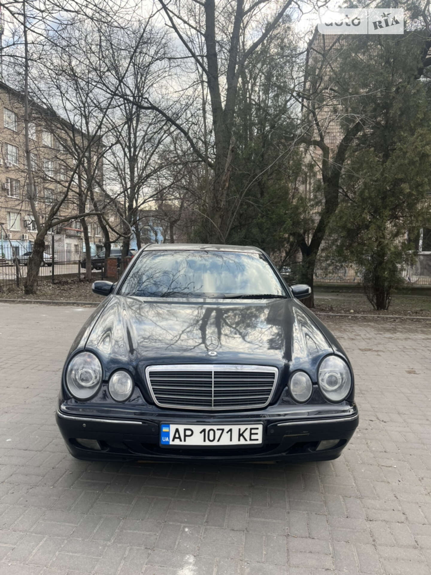 MERCEDES-BENZ 320