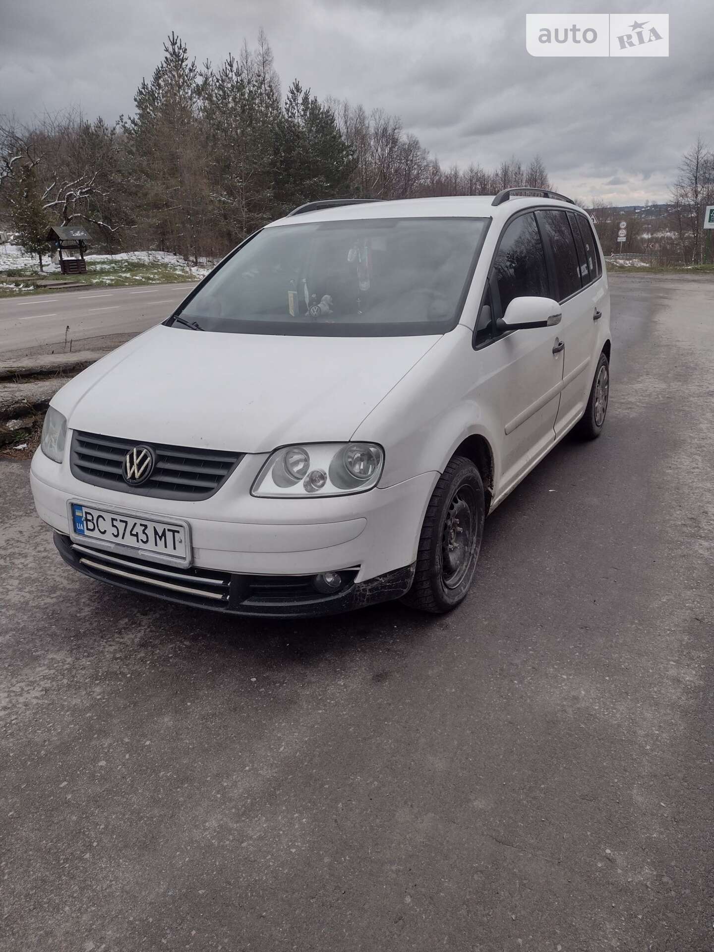 VOLKSWAGEN TOURAN 2005
