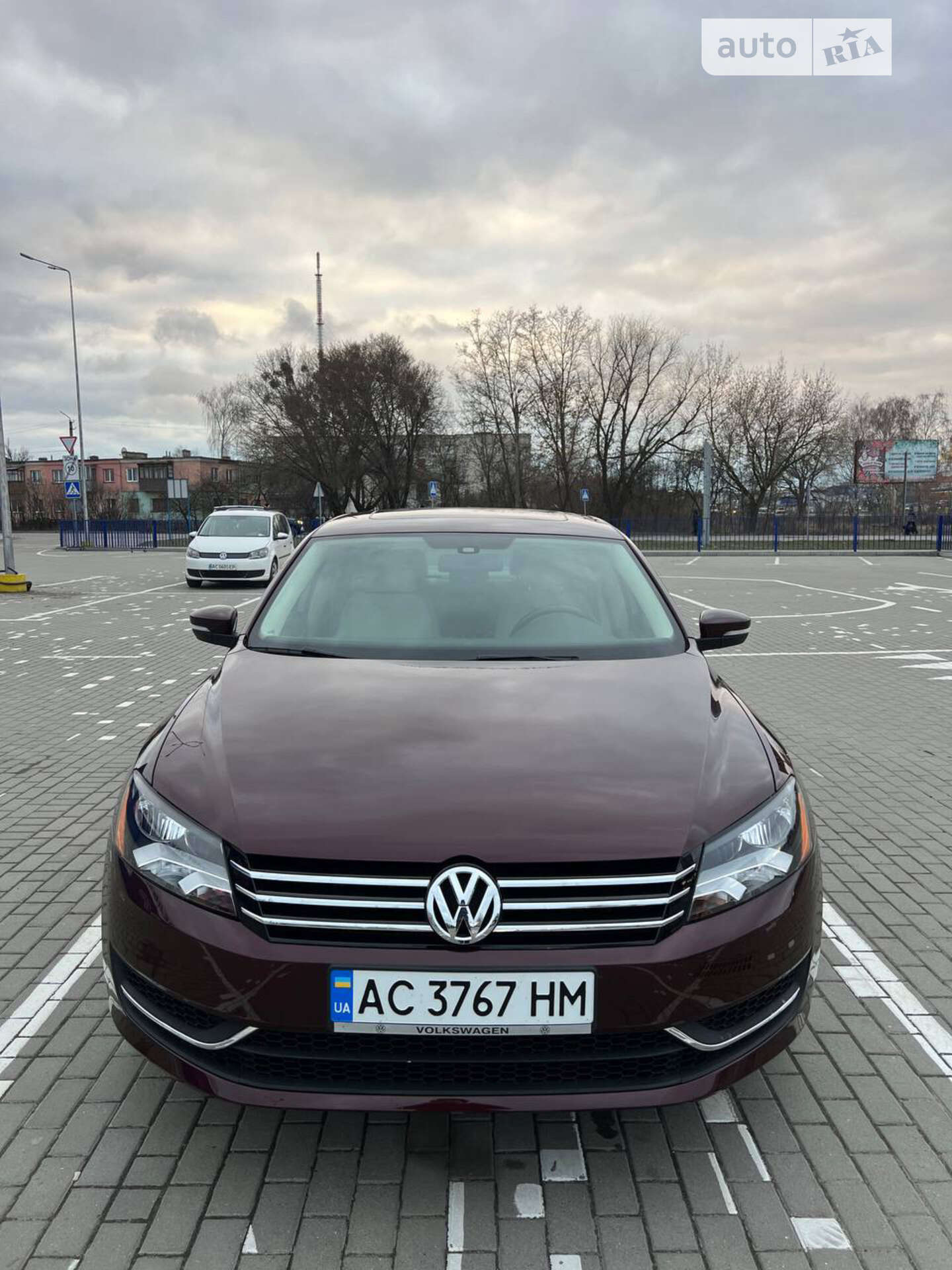 VOLKSWAGEN PASSAT 2013