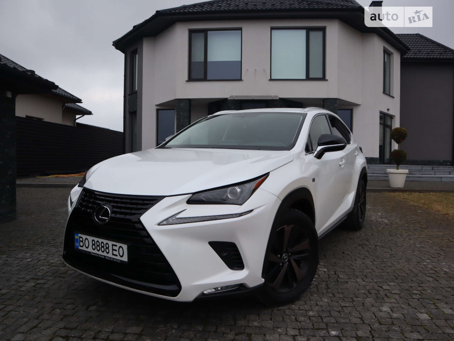 LEXUS NX 200 2019