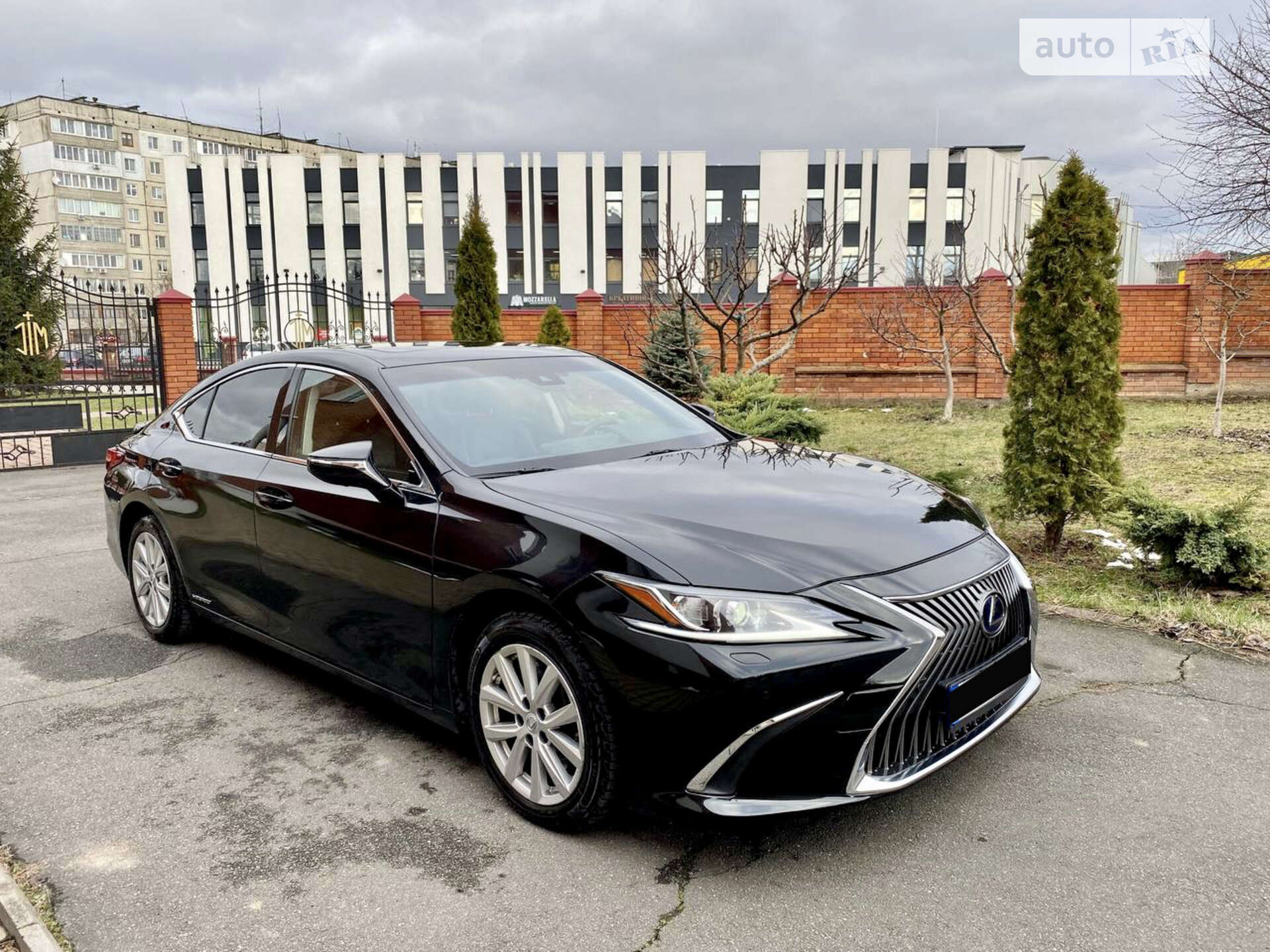 LEXUS ES 300H 2020