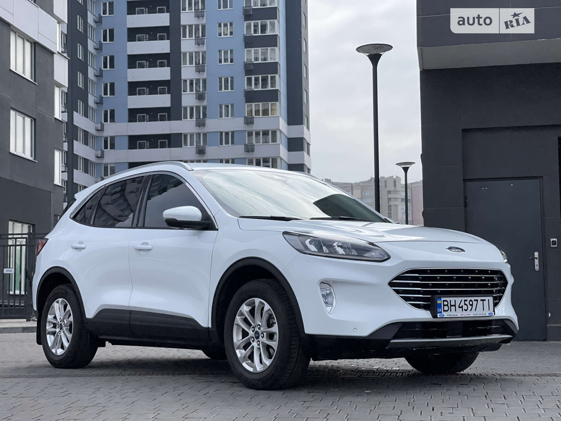 FORD KUGA 2021