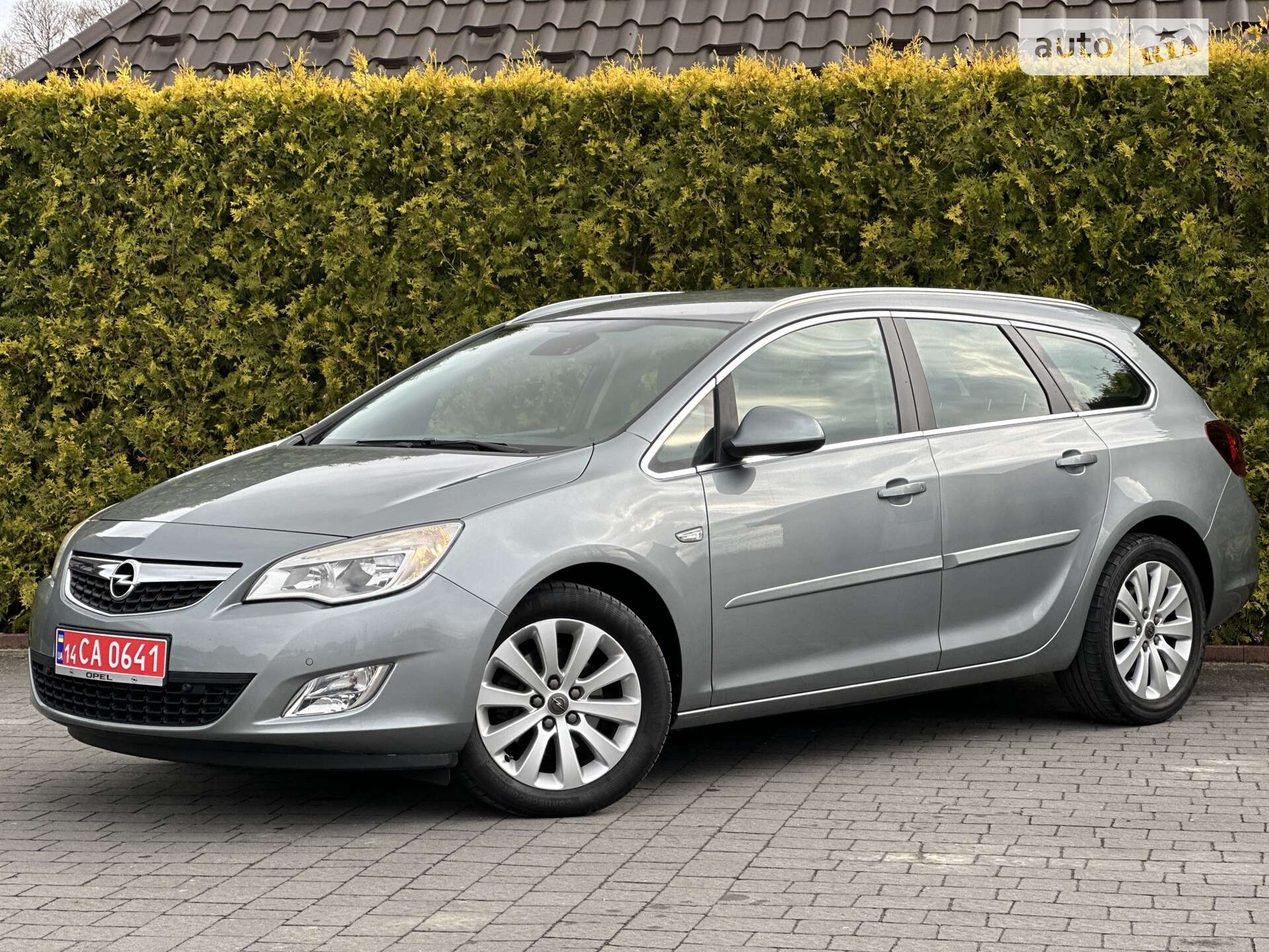 Opel Astra 2012