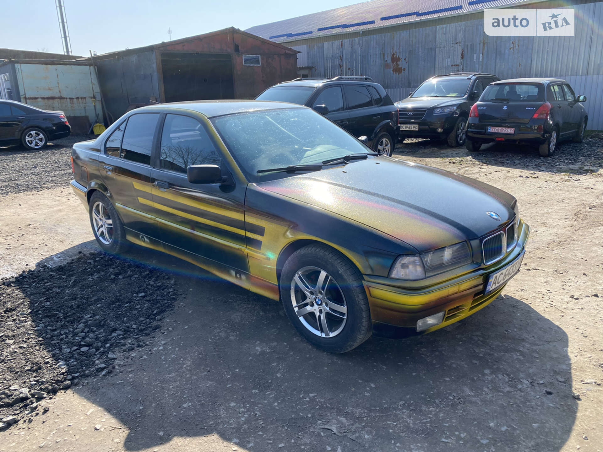 Головне фото звіту автомобіля BMW 316 1994