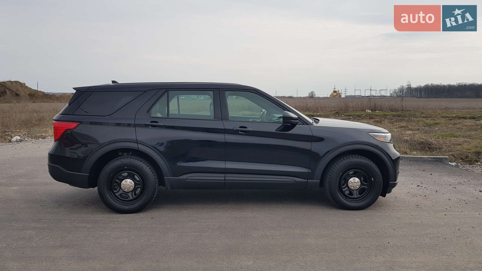 Головне фото звіту автомобіля FORD EXPLORER 2019