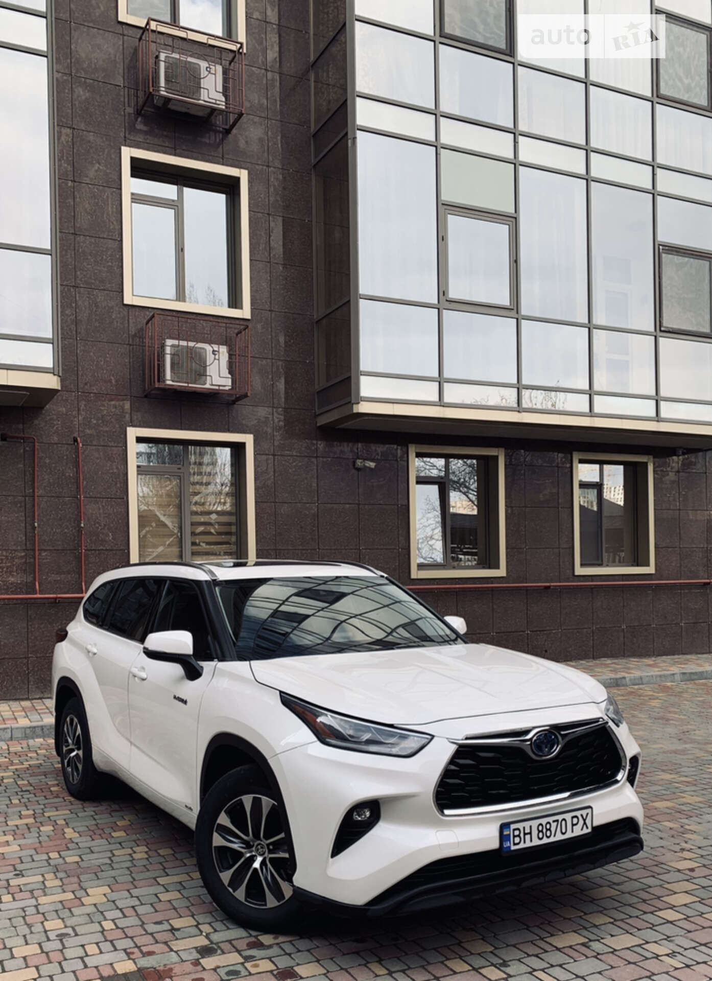 TOYOTA HIGHLANDER HYBRID 2021