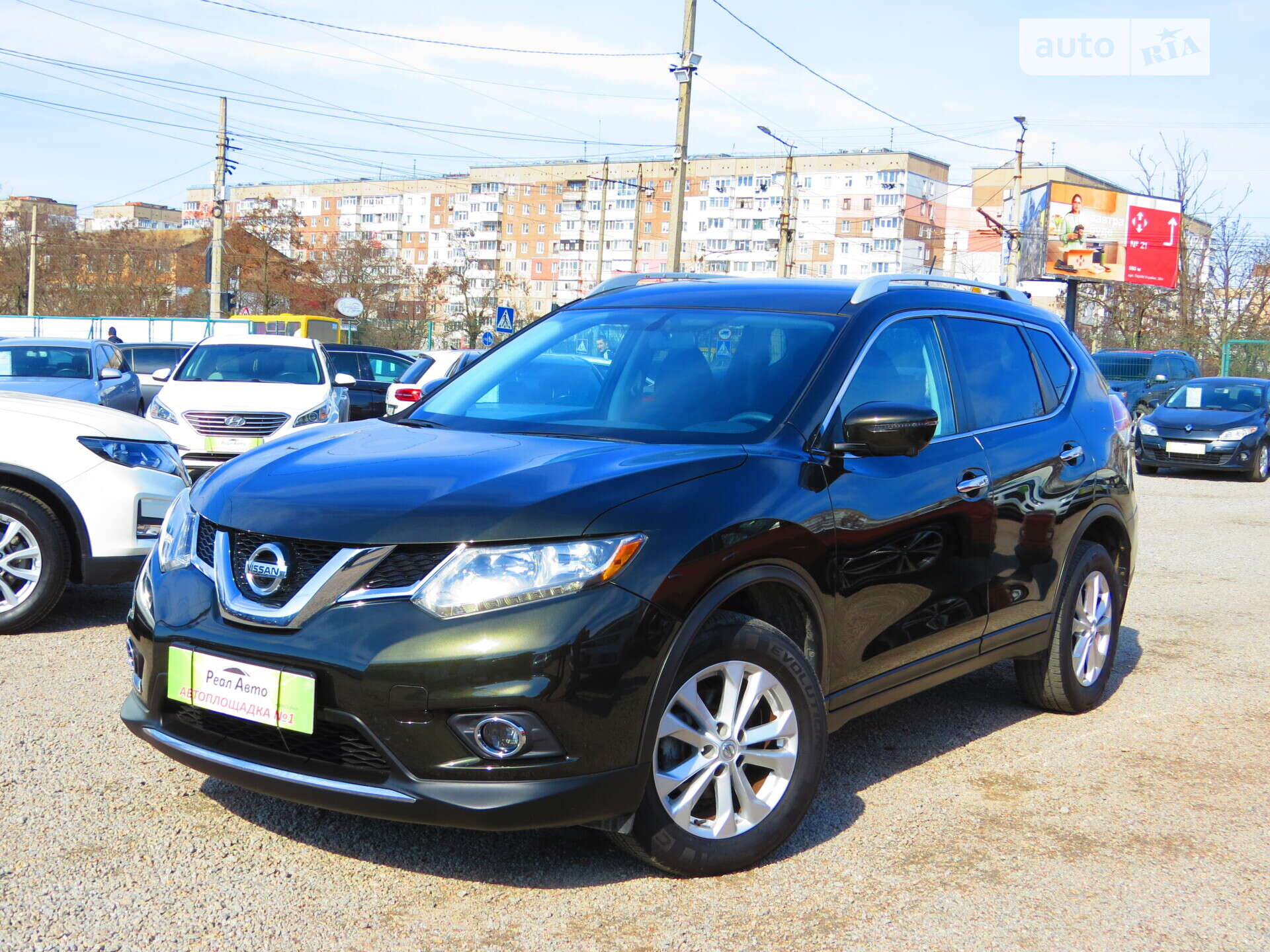 Головне фото звіту автомобіля NISSAN ROGUE 2016