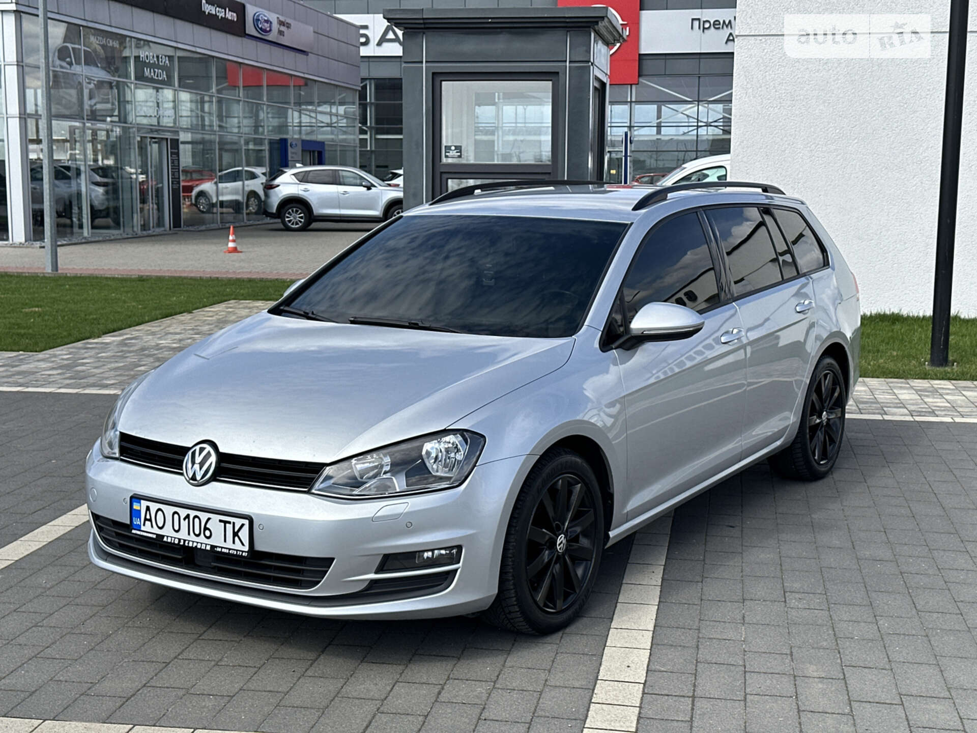 VOLKSWAGEN GOLF 2014