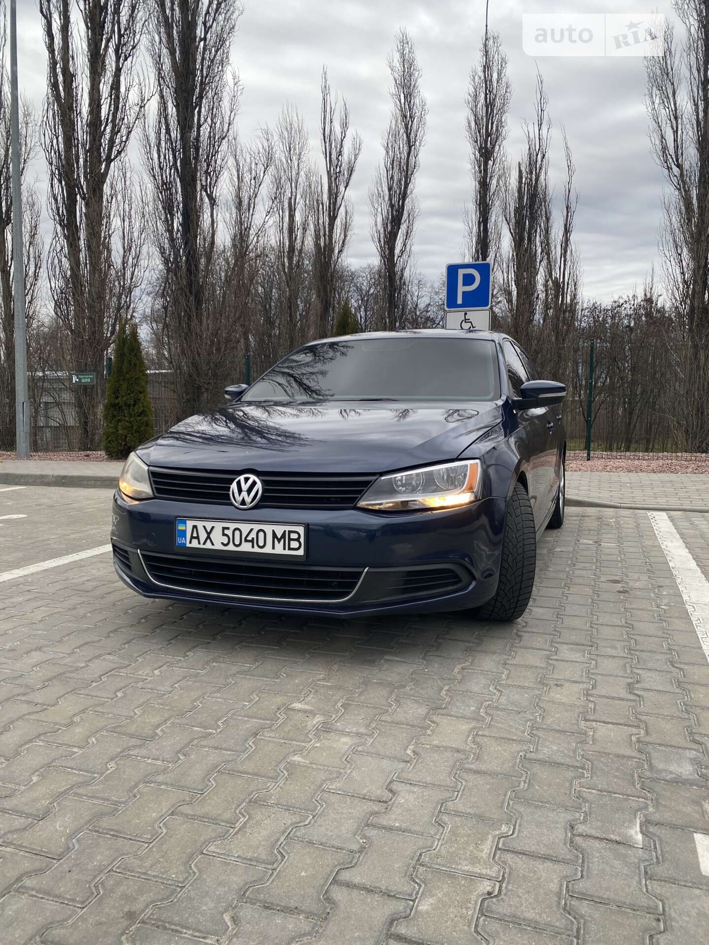 VOLKSWAGEN JETTA 2013