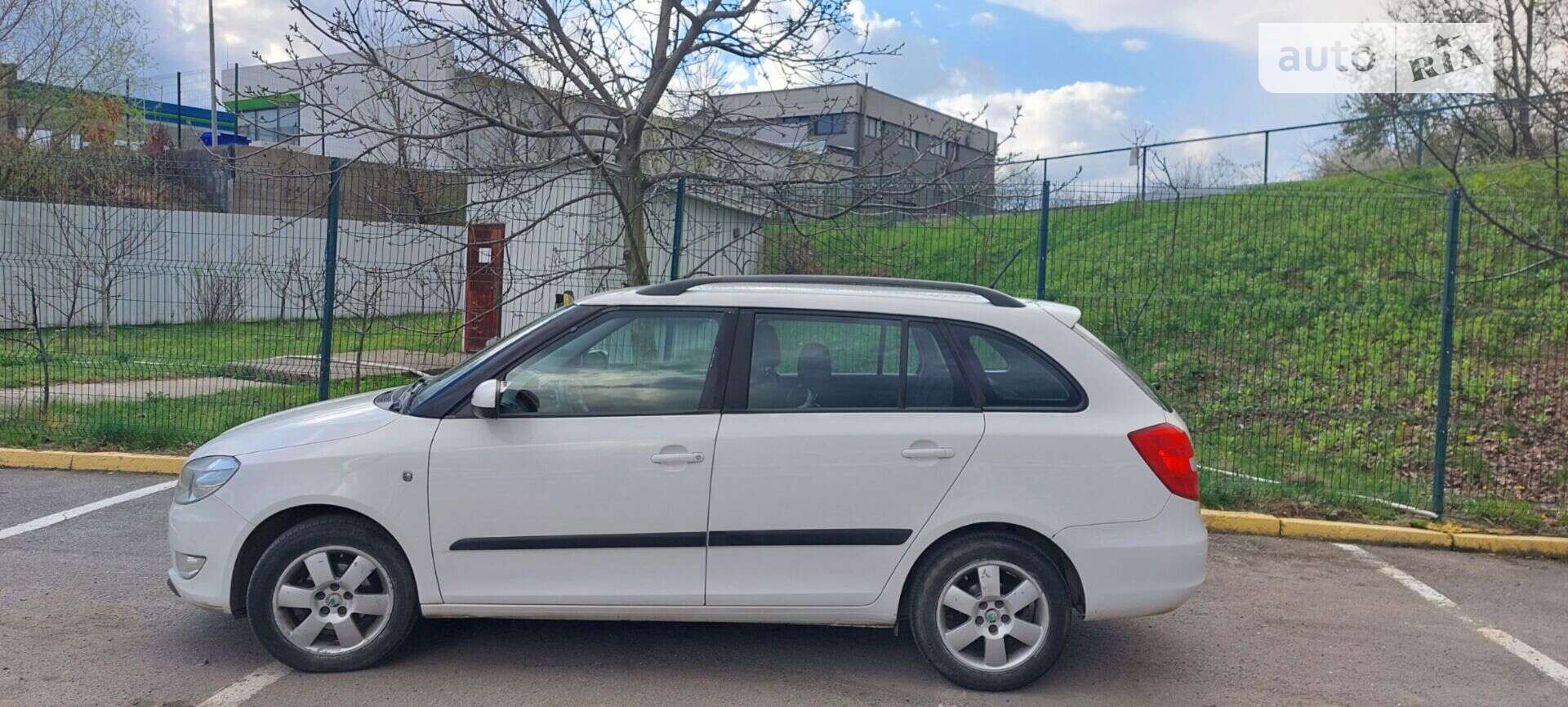 SKODA FABIA 2012